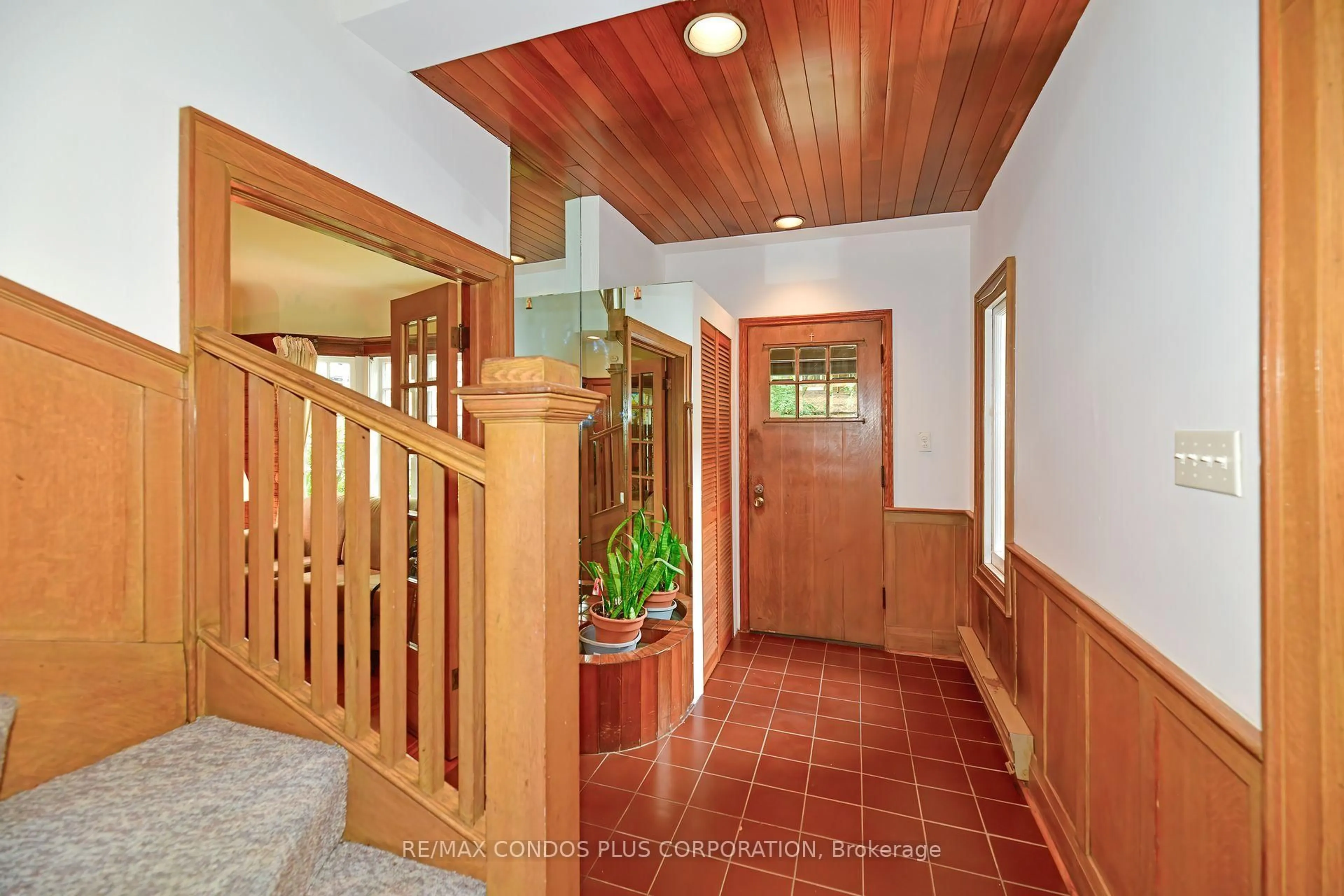 Indoor entryway for 47 Regal Rd, Toronto Ontario M6H 2J6