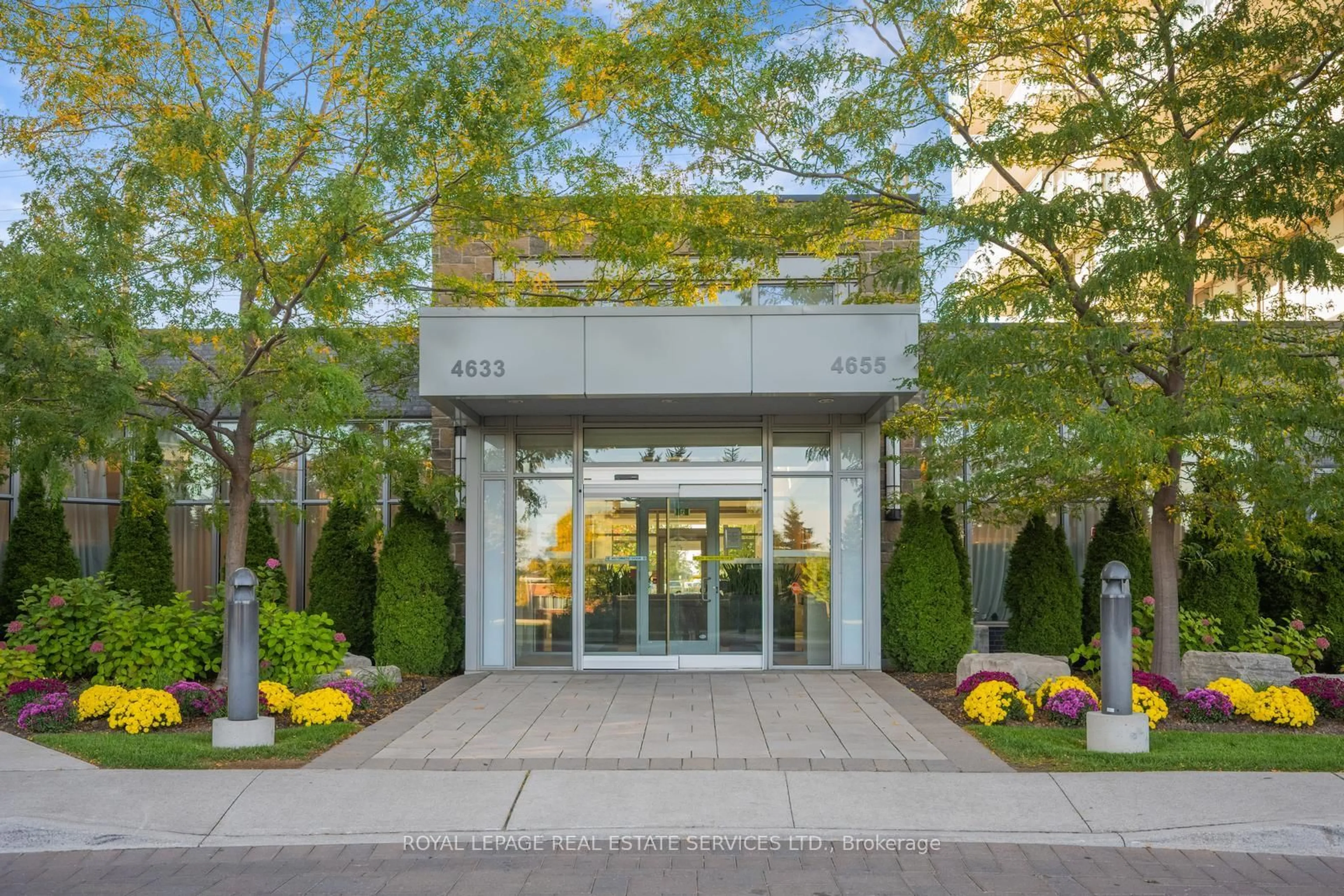 Unknown for 4633 Glen Erin Dr #1010, Mississauga Ontario L5M 0Y6