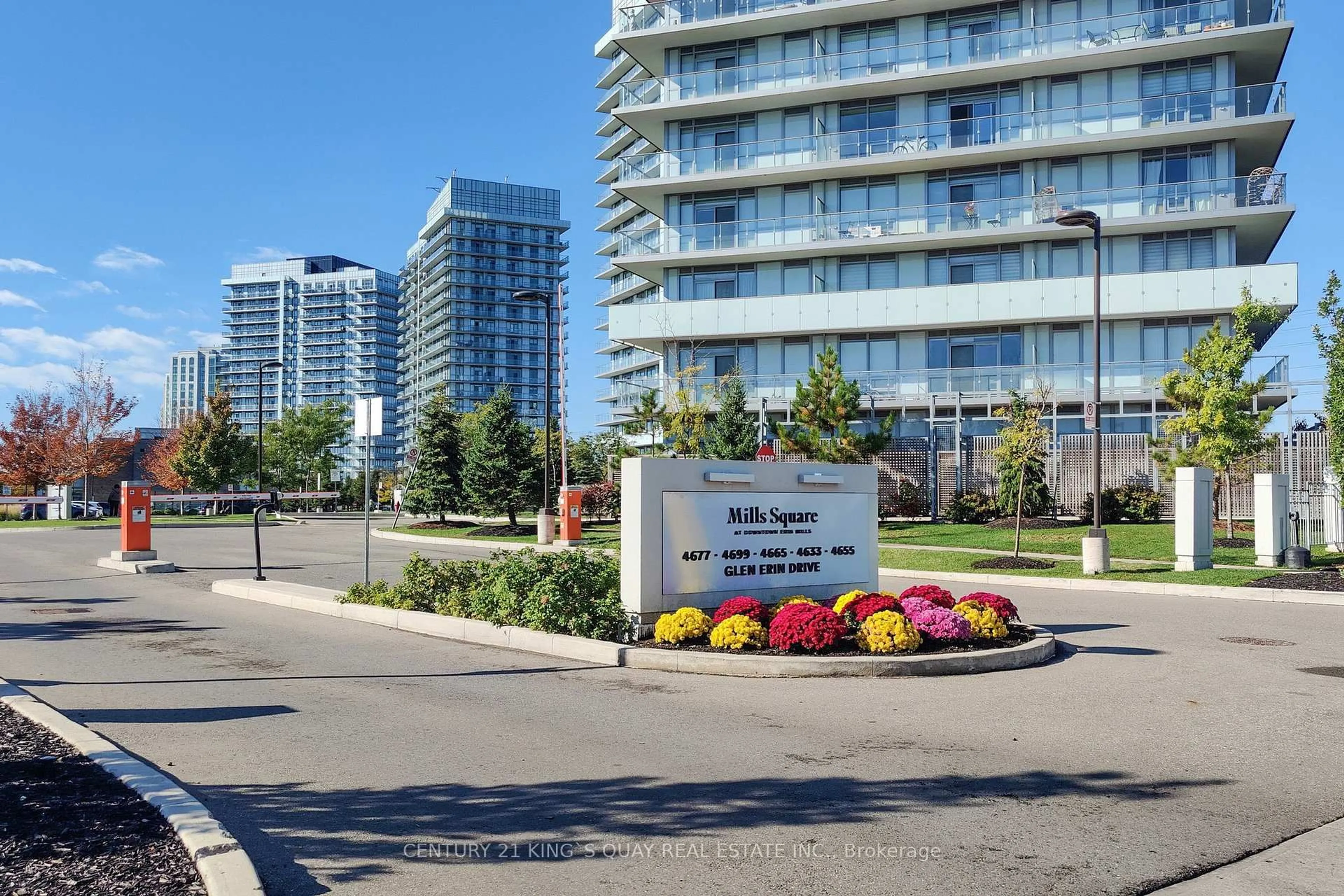 Unknown for 4677 Glen Erin Dr #705, Mississauga Ontario L5M 2E3