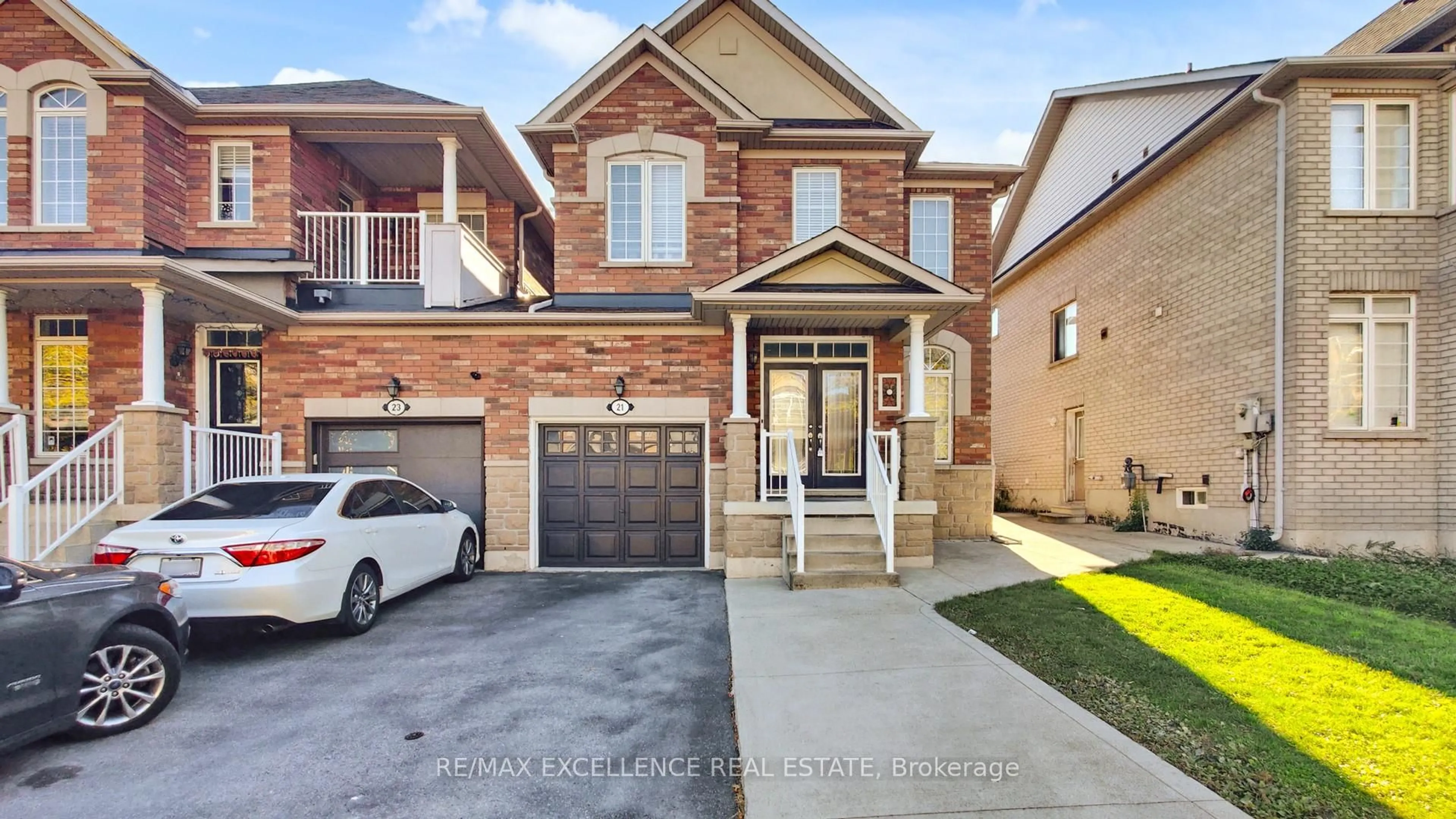 Home with brick exterior material, street for 21 Overture Lane, Brampton Ontario L6S 6H9