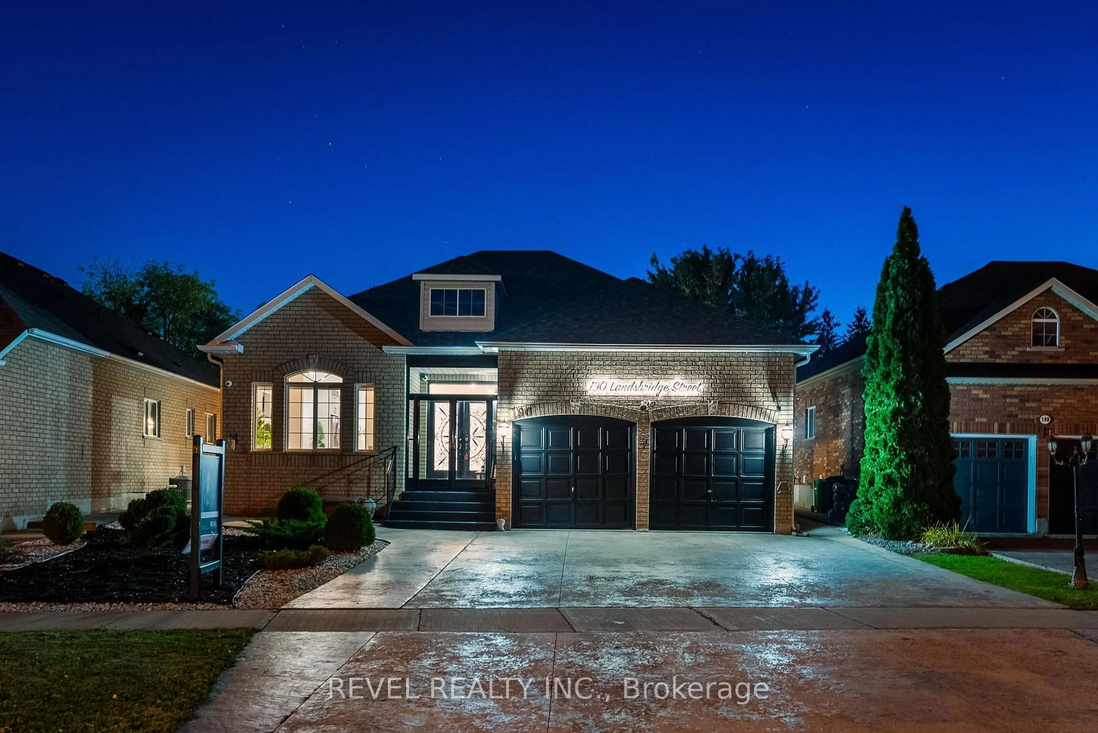 Home with brick exterior material, street for 190 Landsbridge St, Caledon Ontario L7E 2A3