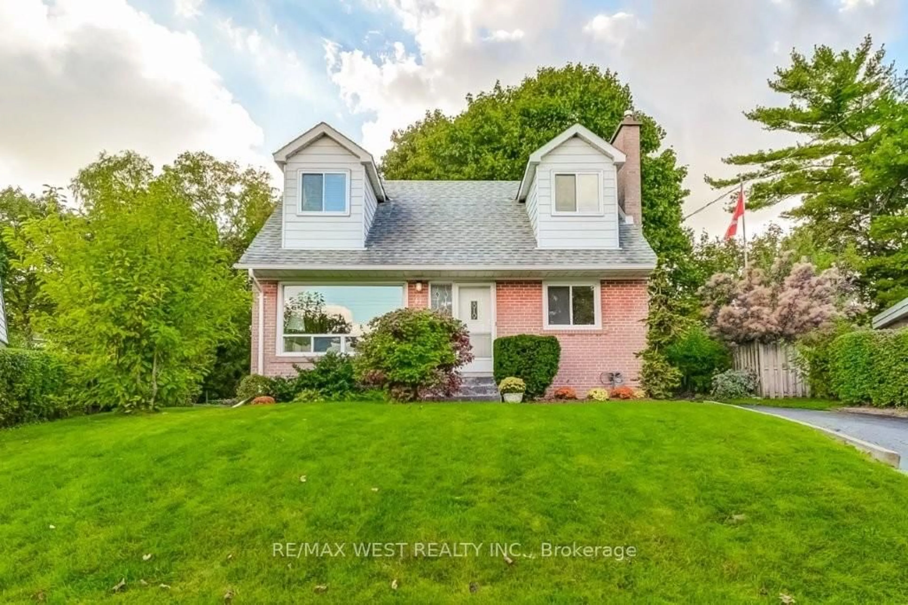 Home with vinyl exterior material, street for 47 Breadner Dr, Toronto Ontario M9R 3M5