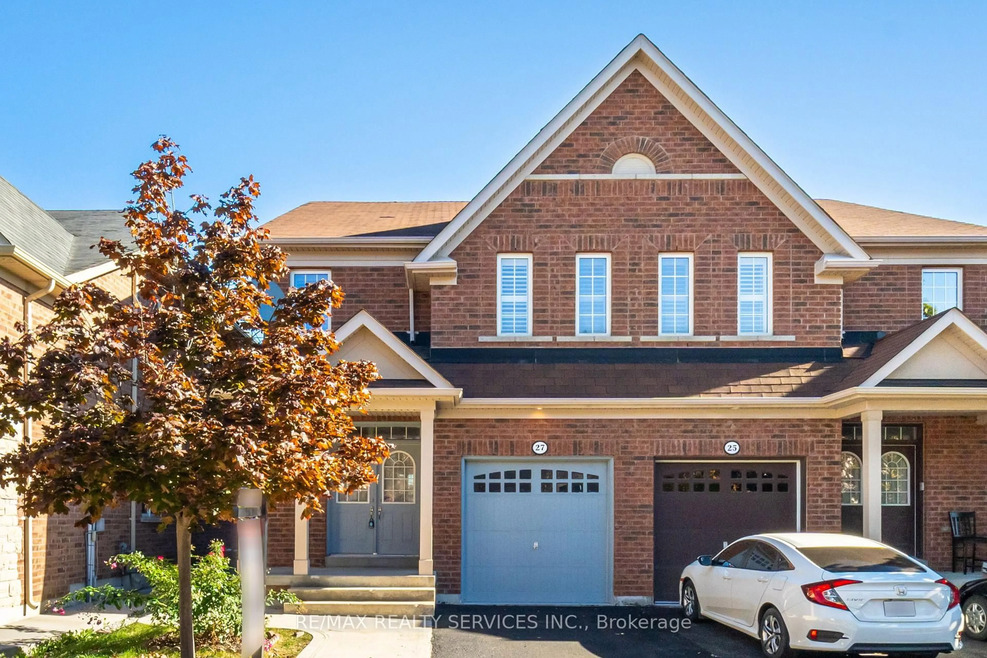 Home with brick exterior material, street for 27 Sussexvale Dr, Brampton Ontario L6R 3S1
