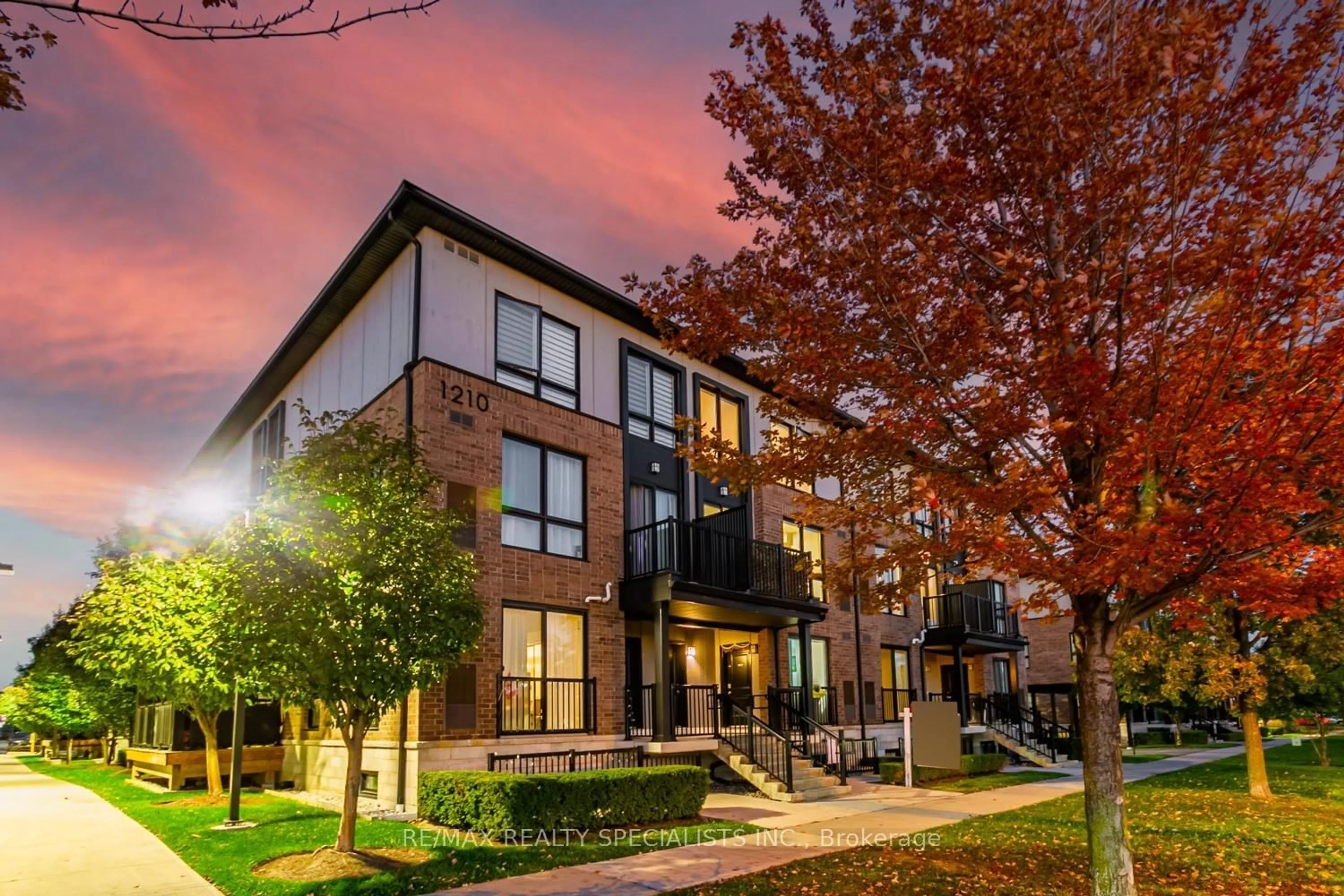 Home with brick exterior material, street for 1210 Main St #203, Milton Ontario L9T 9K8