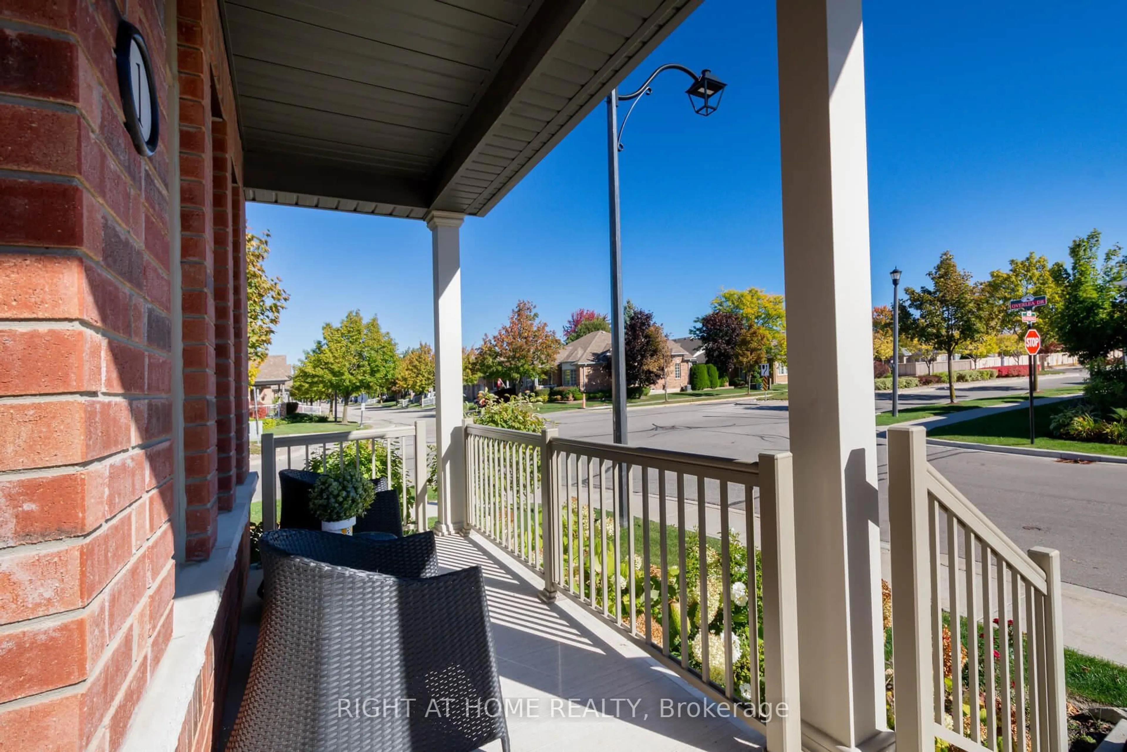 Unknown for 1 Overlea Dr, Brampton Ontario L6R 4B5