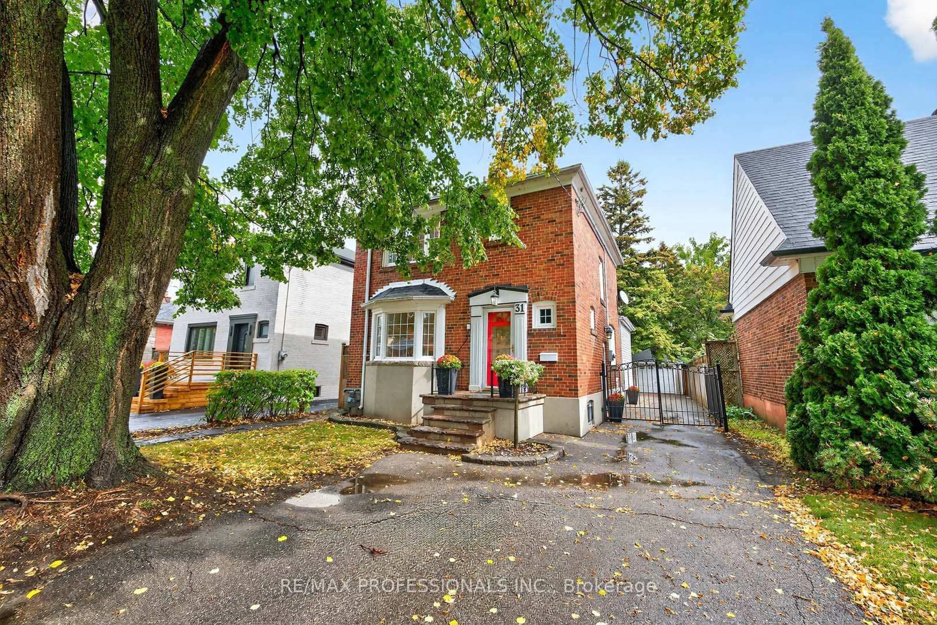 Home with brick exterior material, street for 31 Nineteenth St, Toronto Ontario M8V 3L4