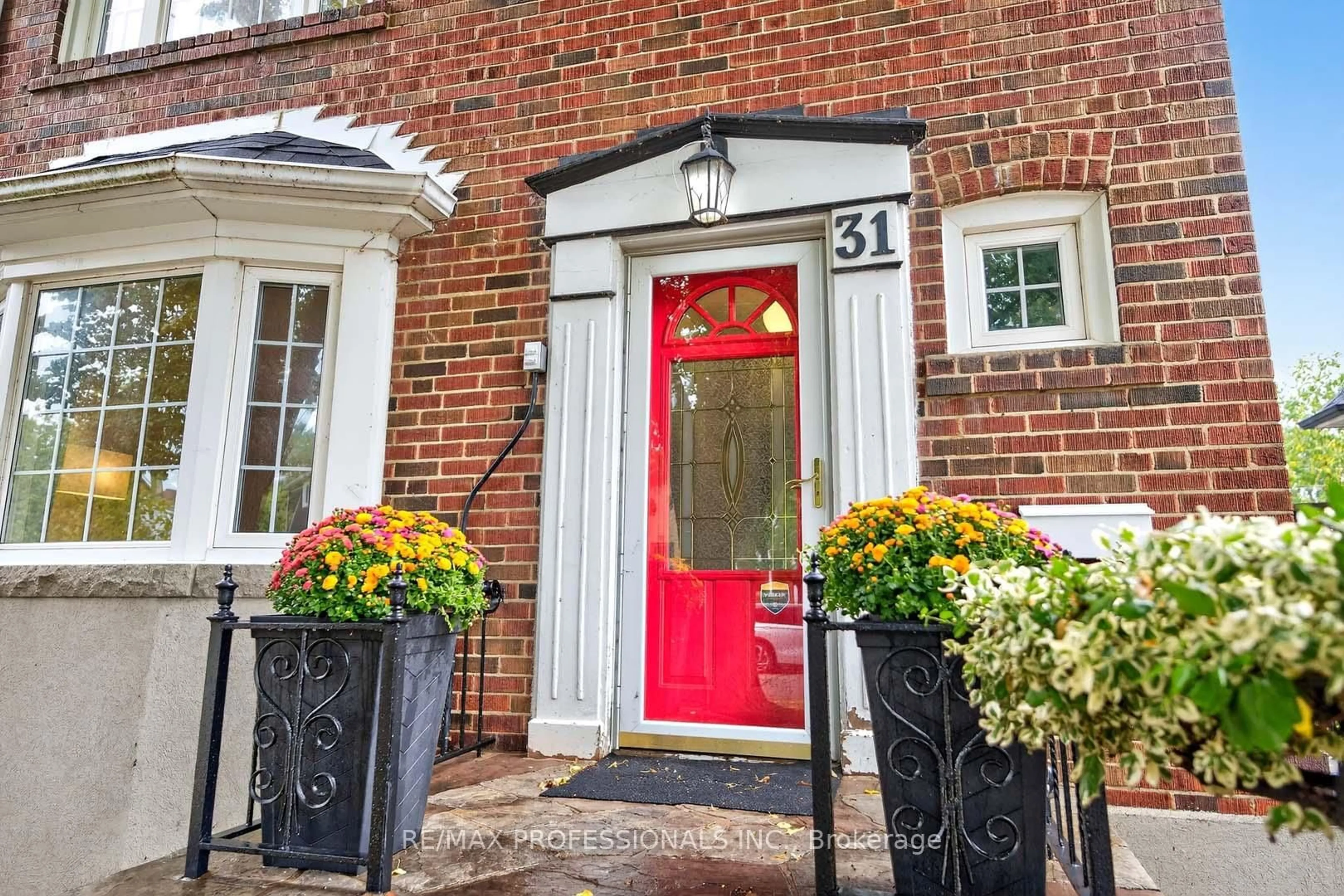 Unknown for 31 Nineteenth St, Toronto Ontario M8V 3L4