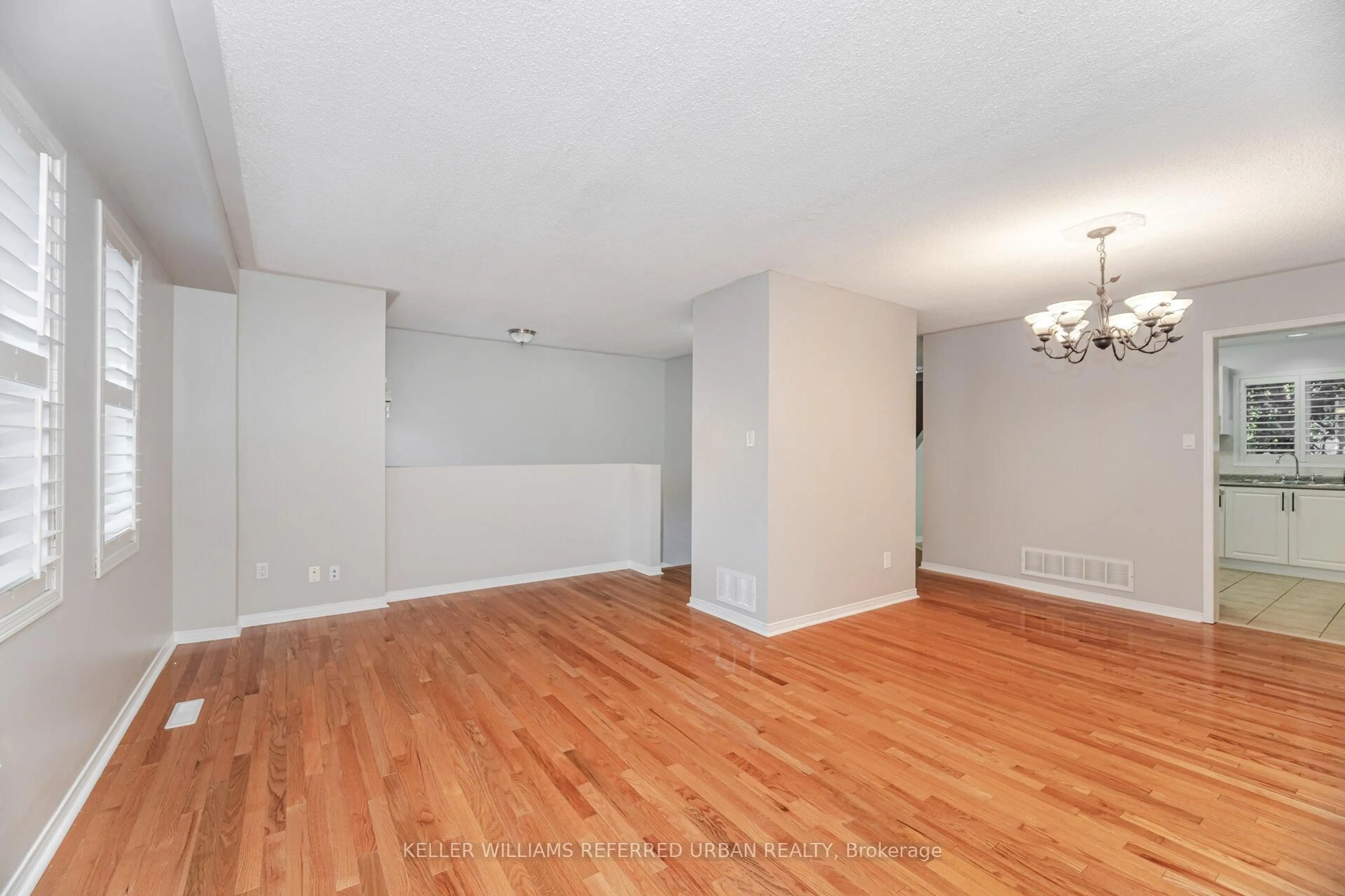 A pic of a room for 8305 Mclaughlin Rd #10, Brampton Ontario L6Y 5G3