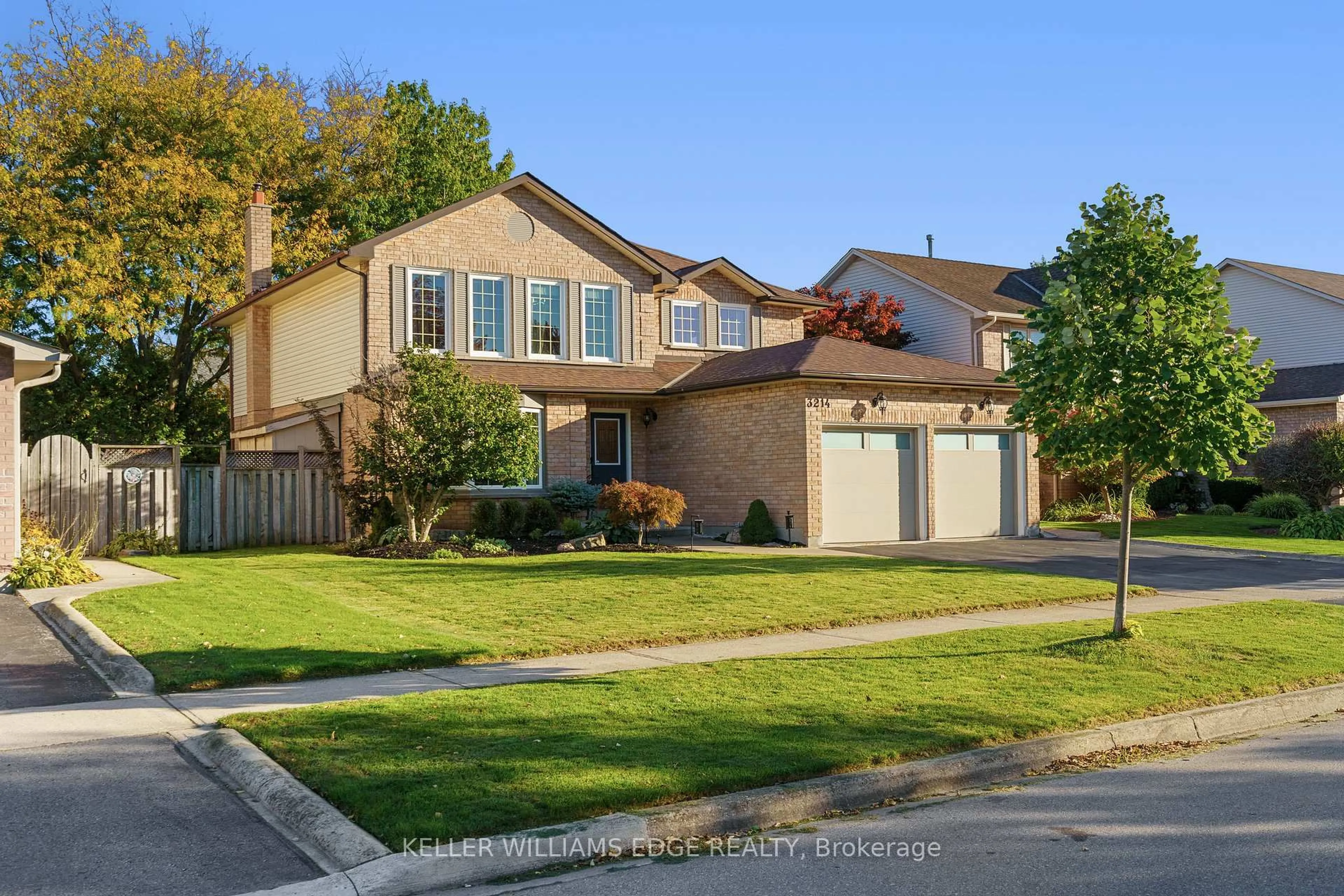 Unknown for 3214 Tania Cres, Burlington Ontario L7M 3N4
