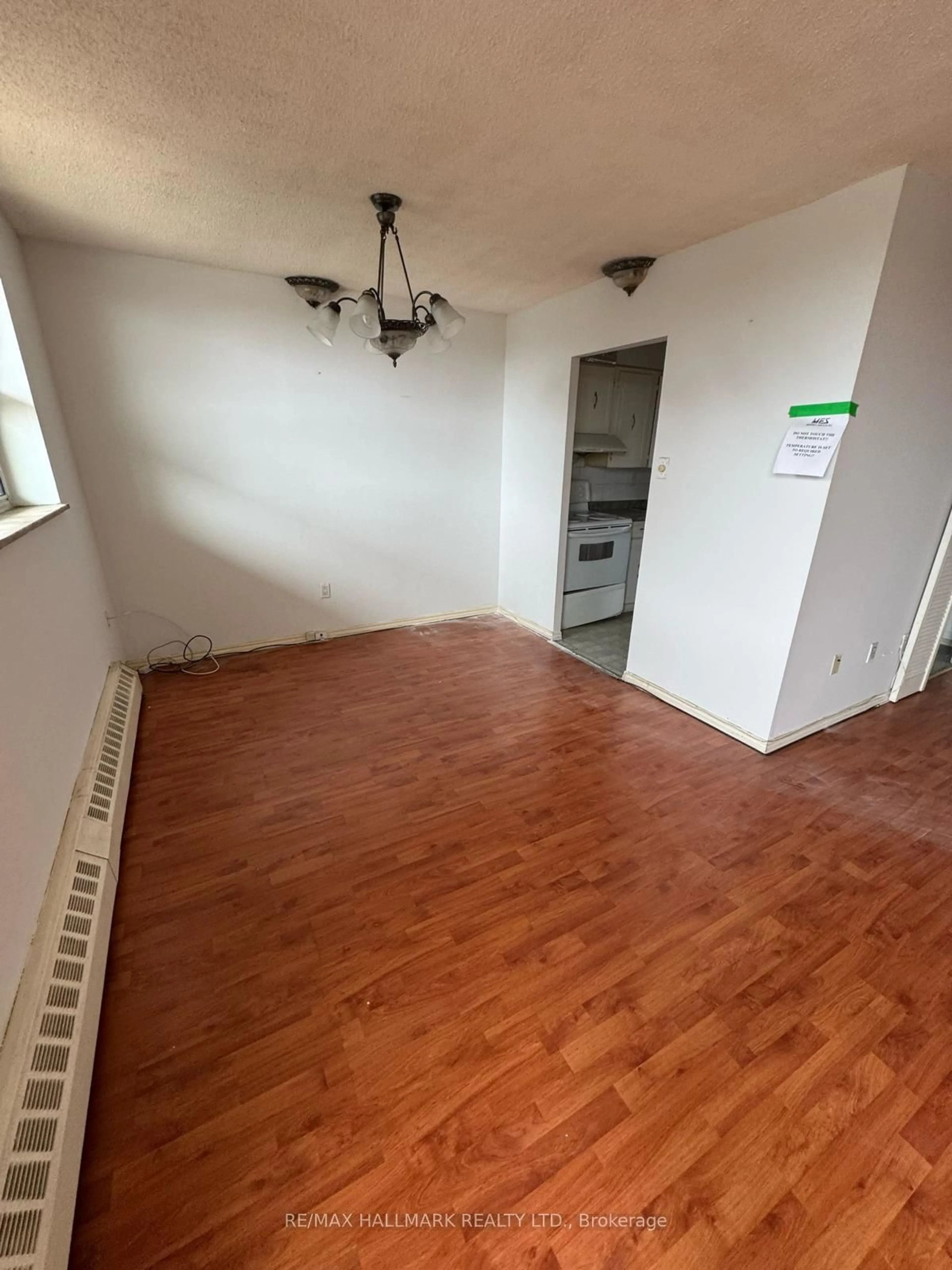 A pic of a room for 3577 Derry Rd #311, Mississauga Ontario L4T 1B3