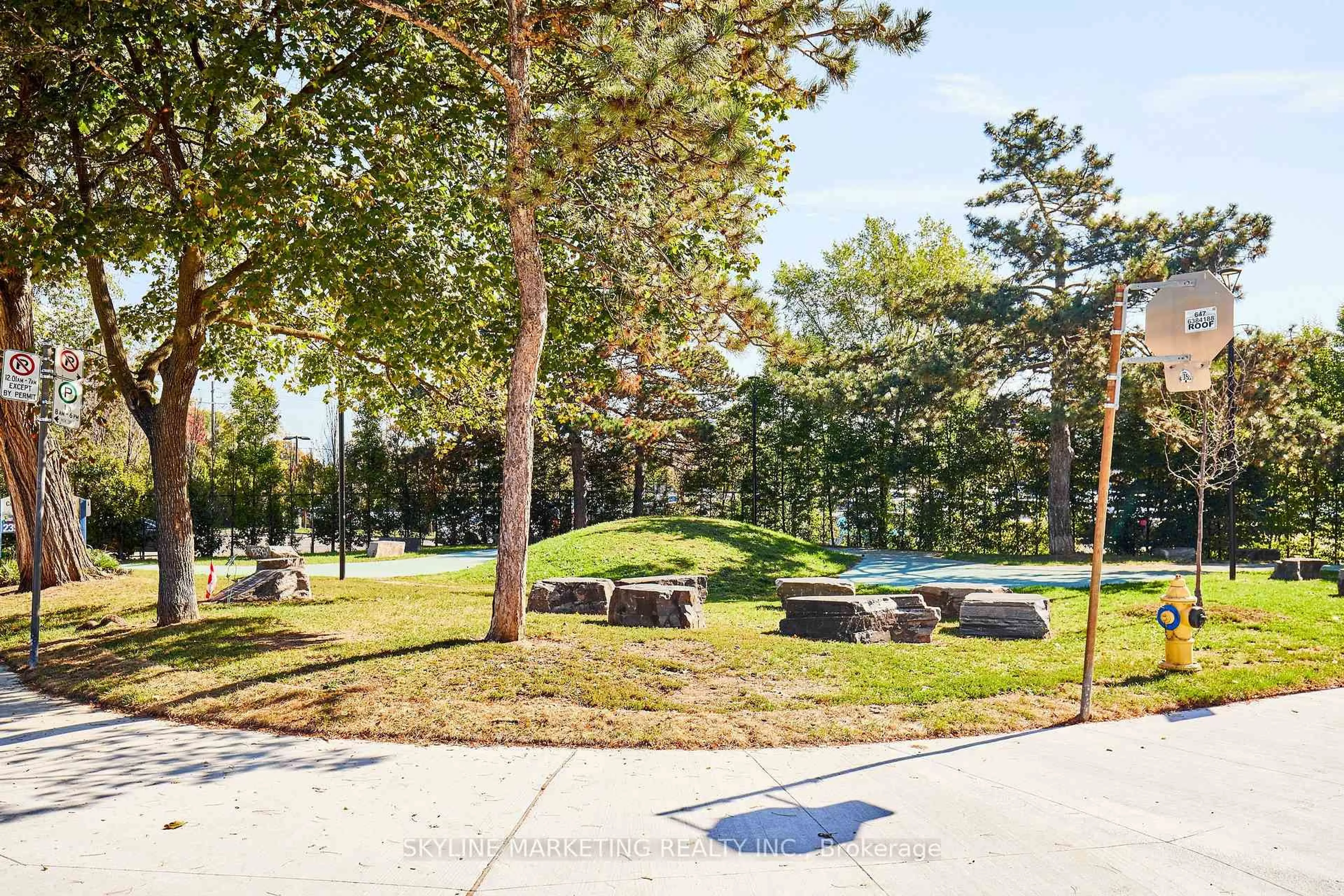 Patio, forest/trees view for 46 Ford St, Toronto Ontario M6N 3A1