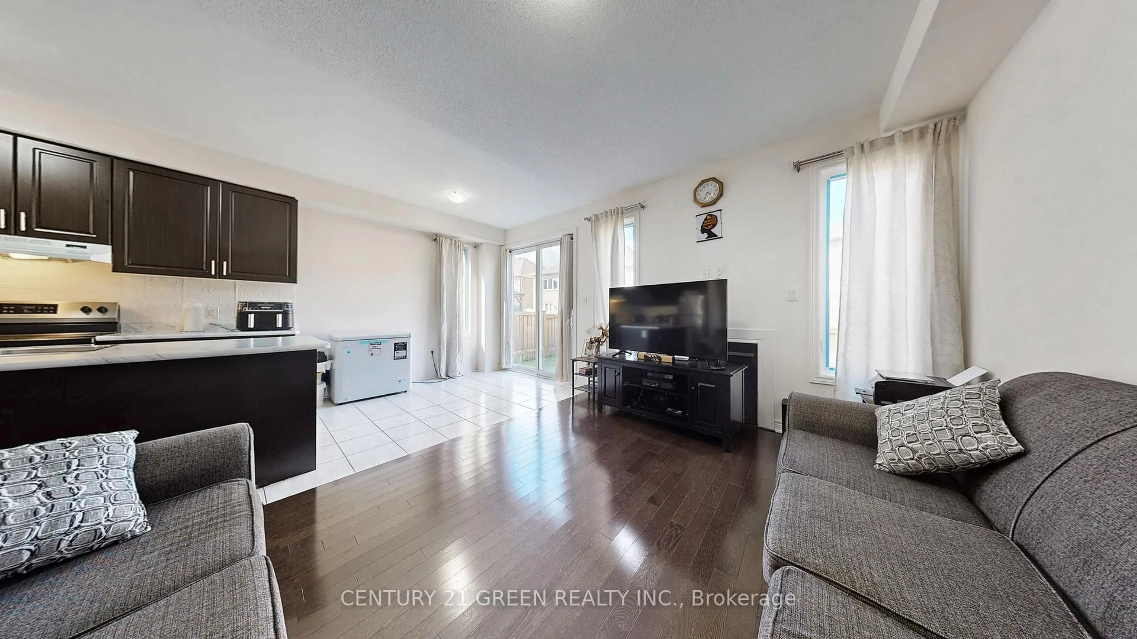 Living room with furniture, unknown for 30 Canary Clse, Brampton Ontario L6X 5L1