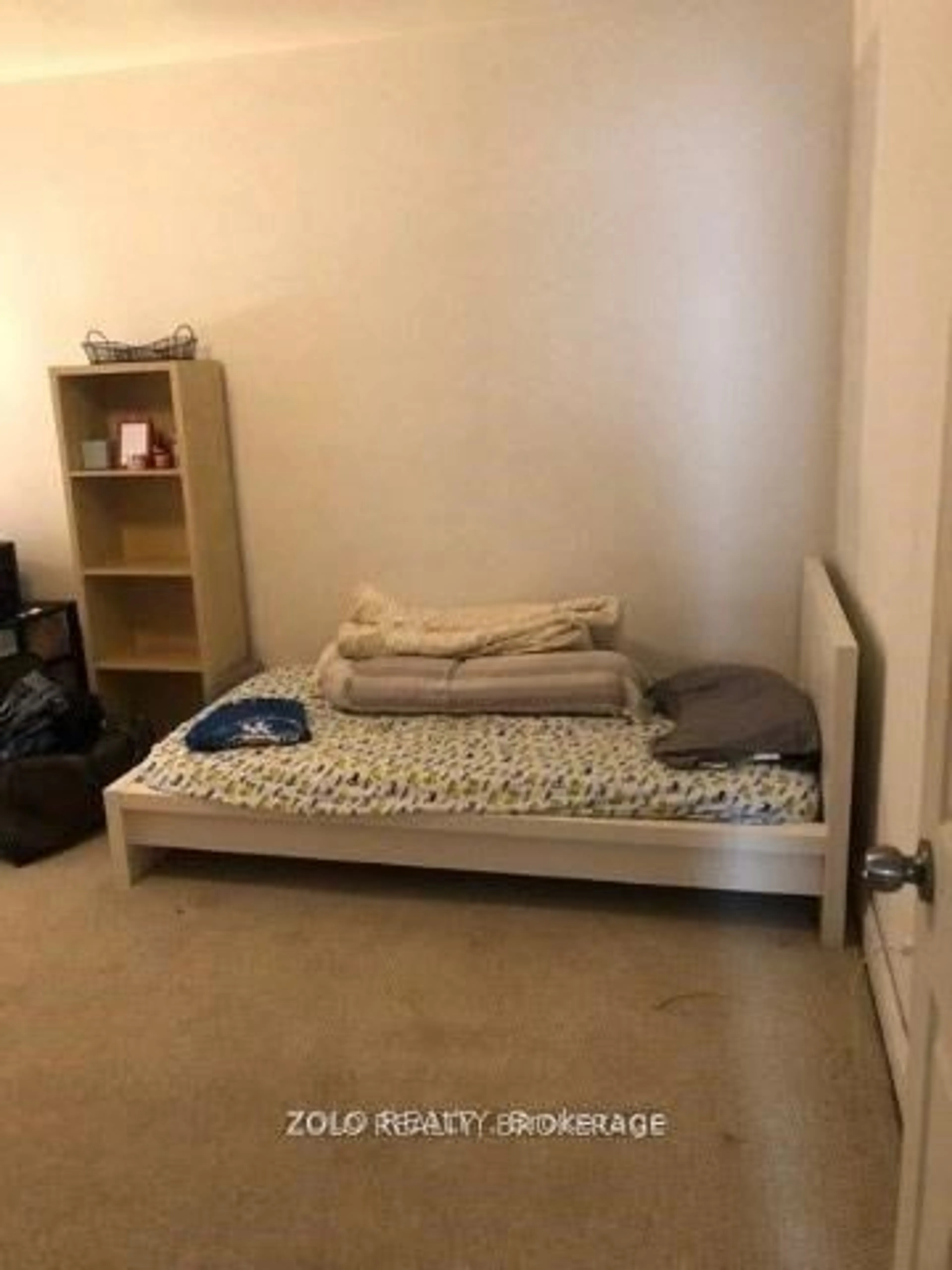 A pic of a room for 23 Green Lanes, Toronto Ontario M8Z 4V5