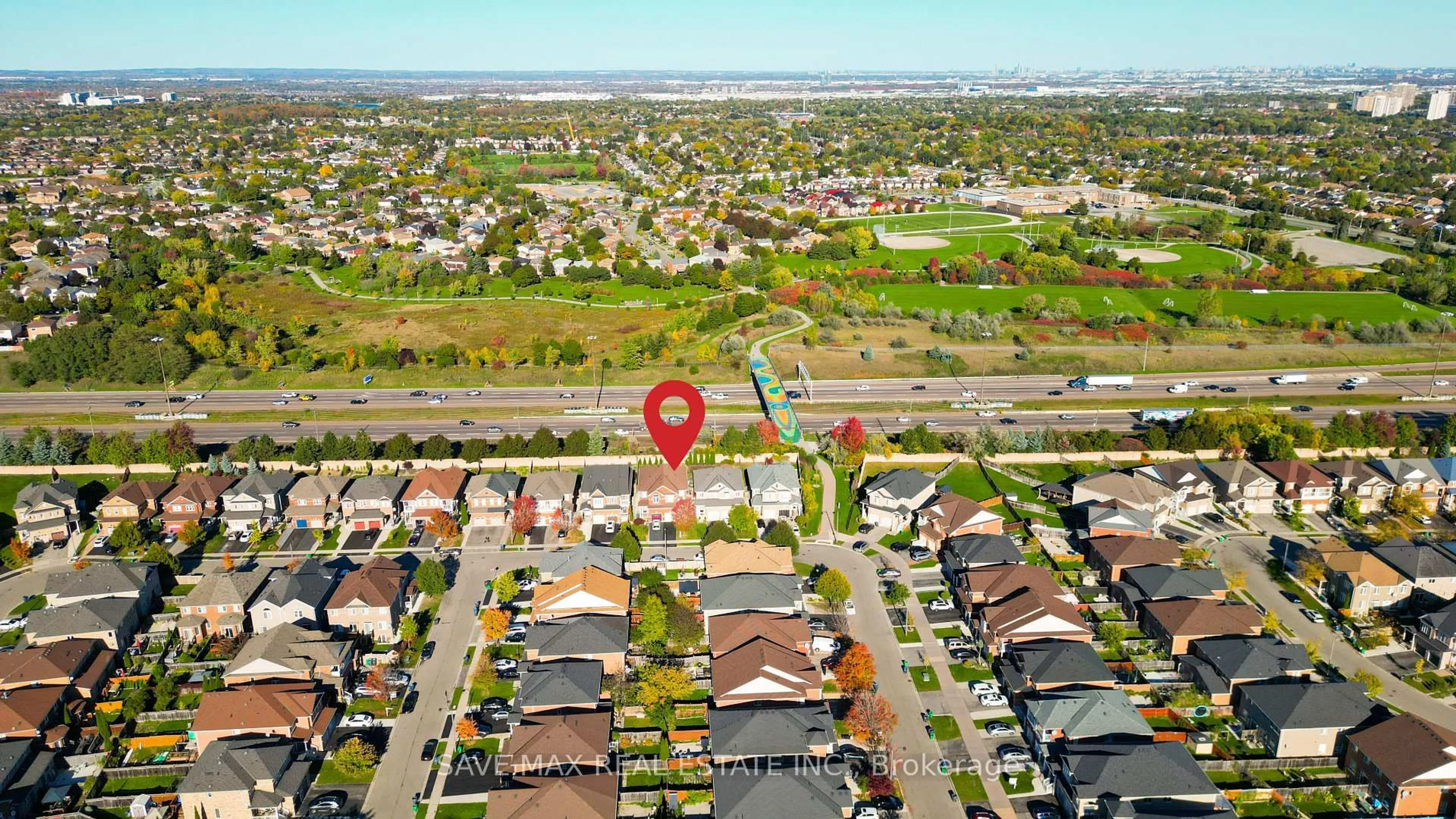 A pic from outside/outdoor area/front of a property/back of a property/a pic from drone, street for 84 Rocky Point Cres, Brampton Ontario L6V 4R8