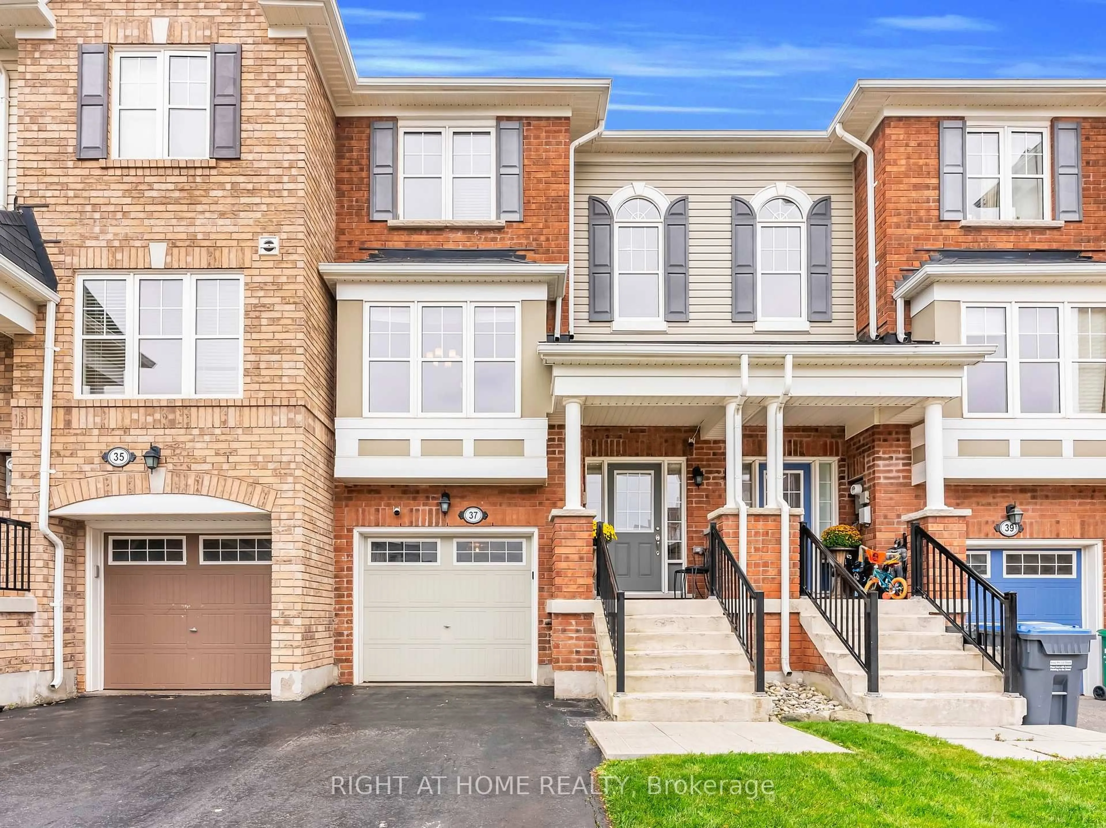 Home with brick exterior material, street for 37 Ariel Rd, Brampton Ontario L7A 3Z2