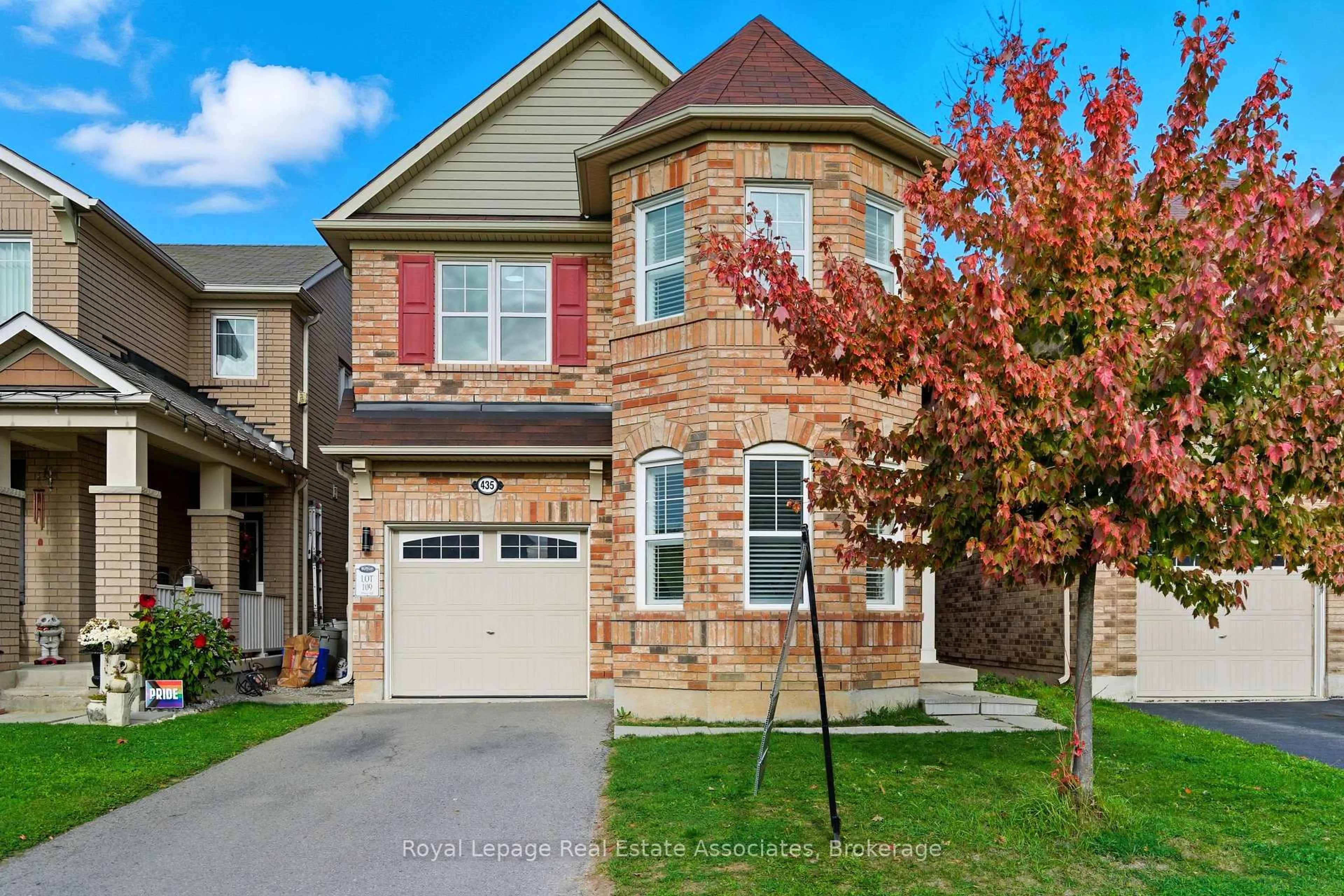 Home with brick exterior material, street for 435 Pozbou Cres, Milton Ontario L9T 8H8
