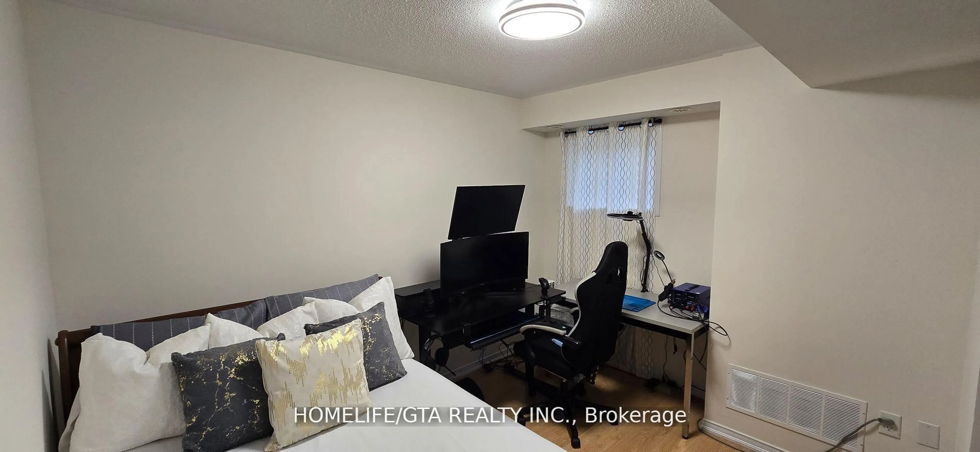 A pic of a room for 157 Isaac Devins Blvd #3, Toronto Ontario M9M 0C5