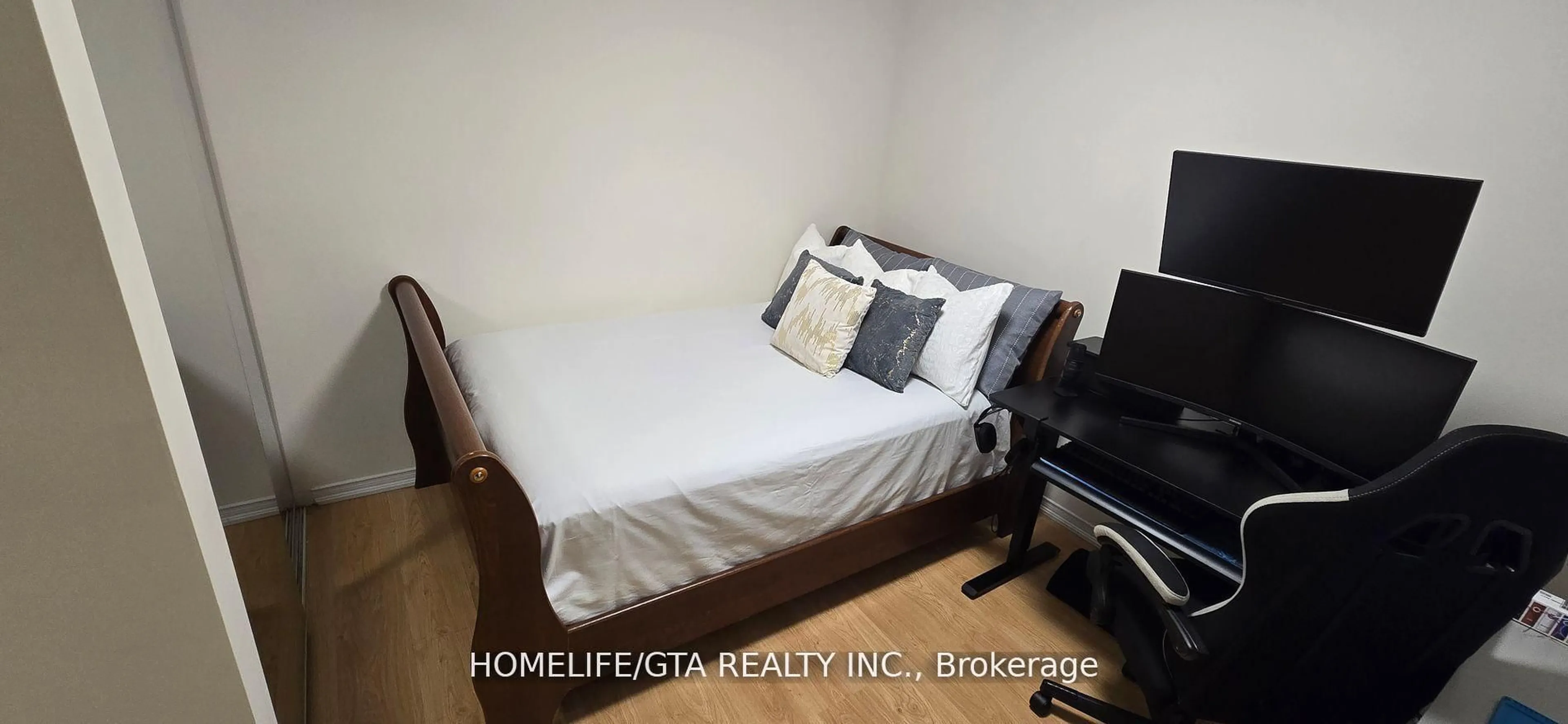 A pic of a room for 157 Isaac Devins Blvd #3, Toronto Ontario M9M 0C5