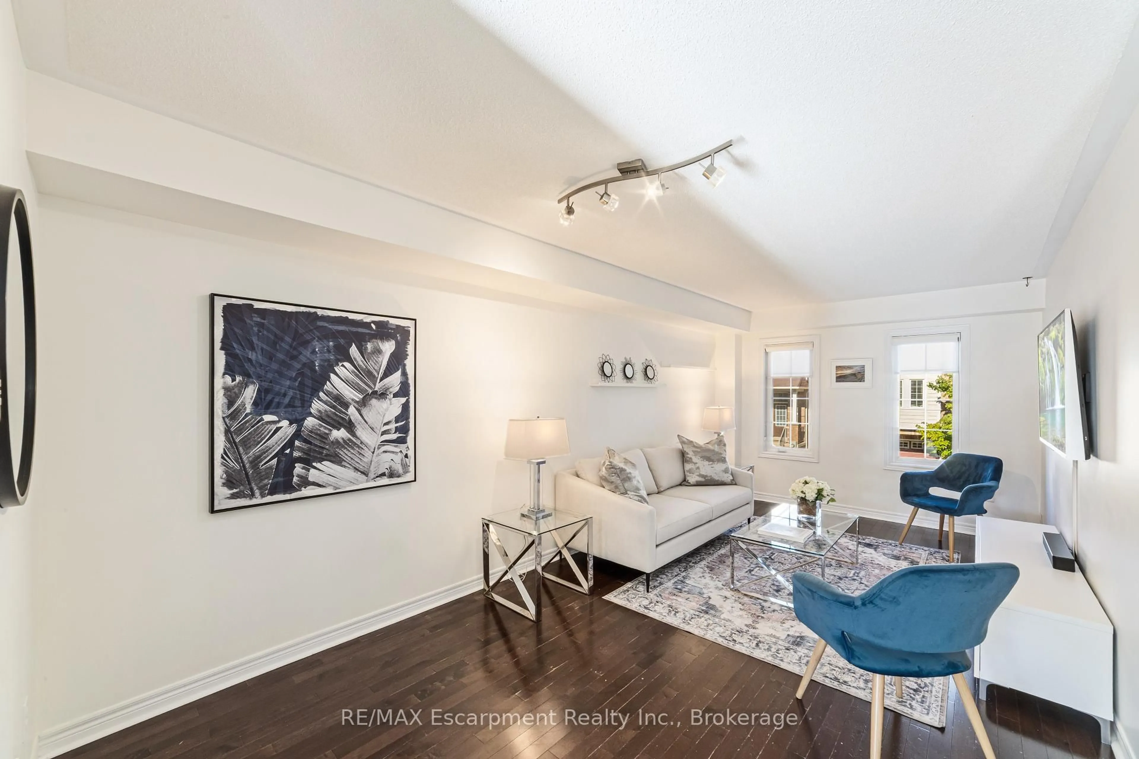 A pic of a room for 2186 Fiddlers Way #34, Oakville Ontario L6M 0L5