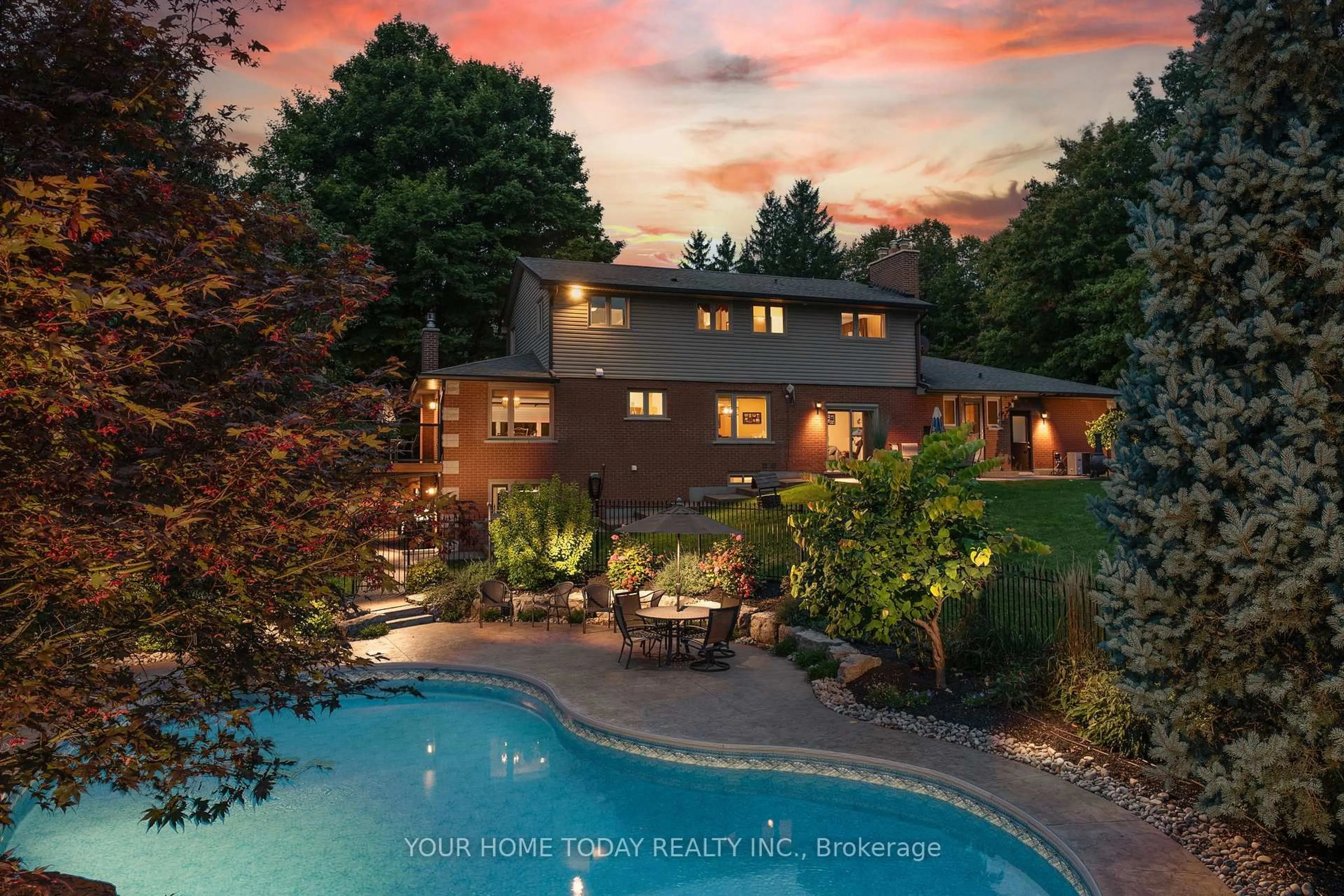 A pic from outside/outdoor area/front of a property/back of a property/a pic from drone, water/lake/river/ocean view for 12609 Fifth Line, Halton Hills Ontario L0P 1H0