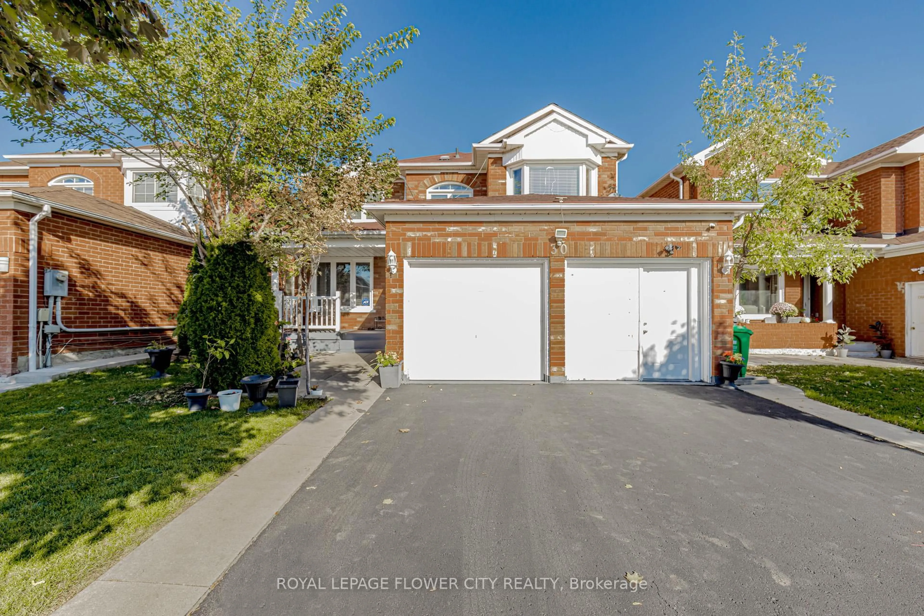 Unknown for 30 Foxtail Rd, Brampton Ontario L6R 1E2