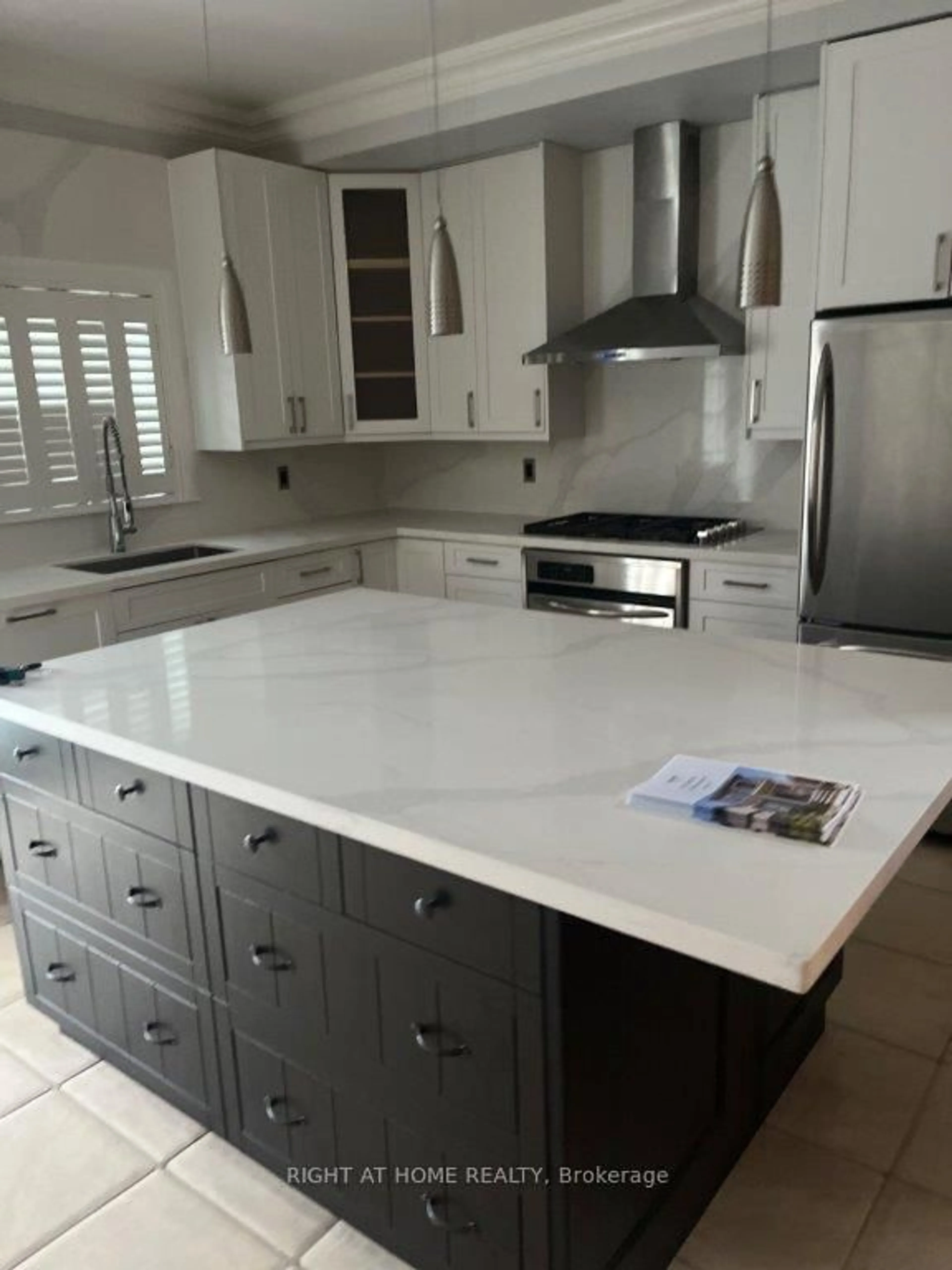 Contemporary kitchen, ceramic/tile floor for 33 Rothsay Ave, Toronto Ontario M8Z 4M2