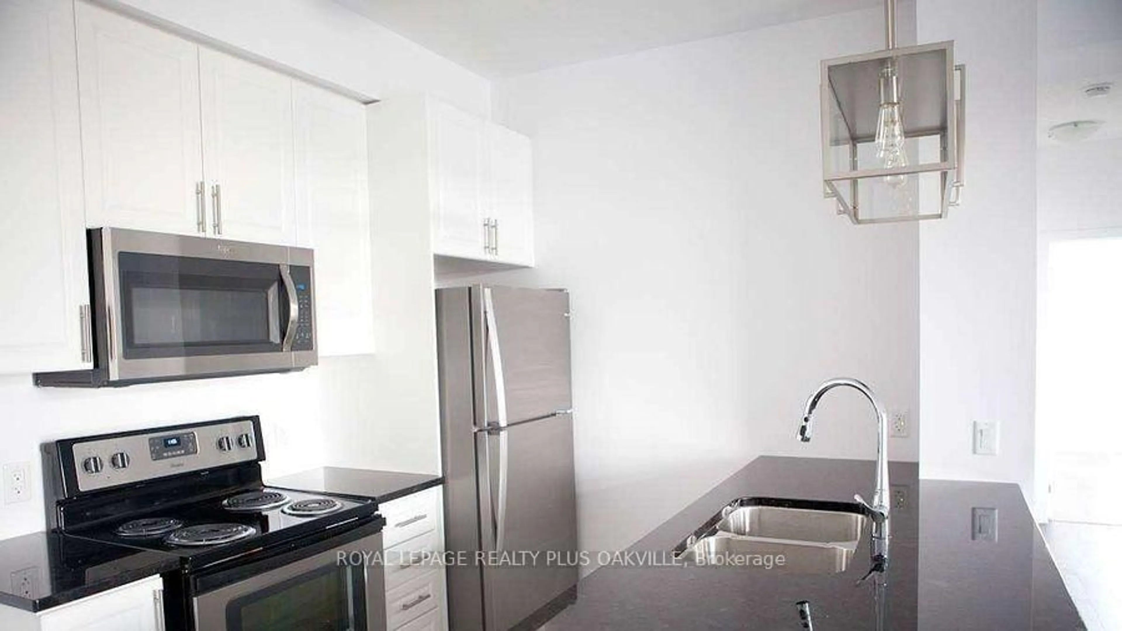 Standard kitchen, unknown for 2490 Old Bronte Rd #221, Oakville Ontario L6M 0Y5