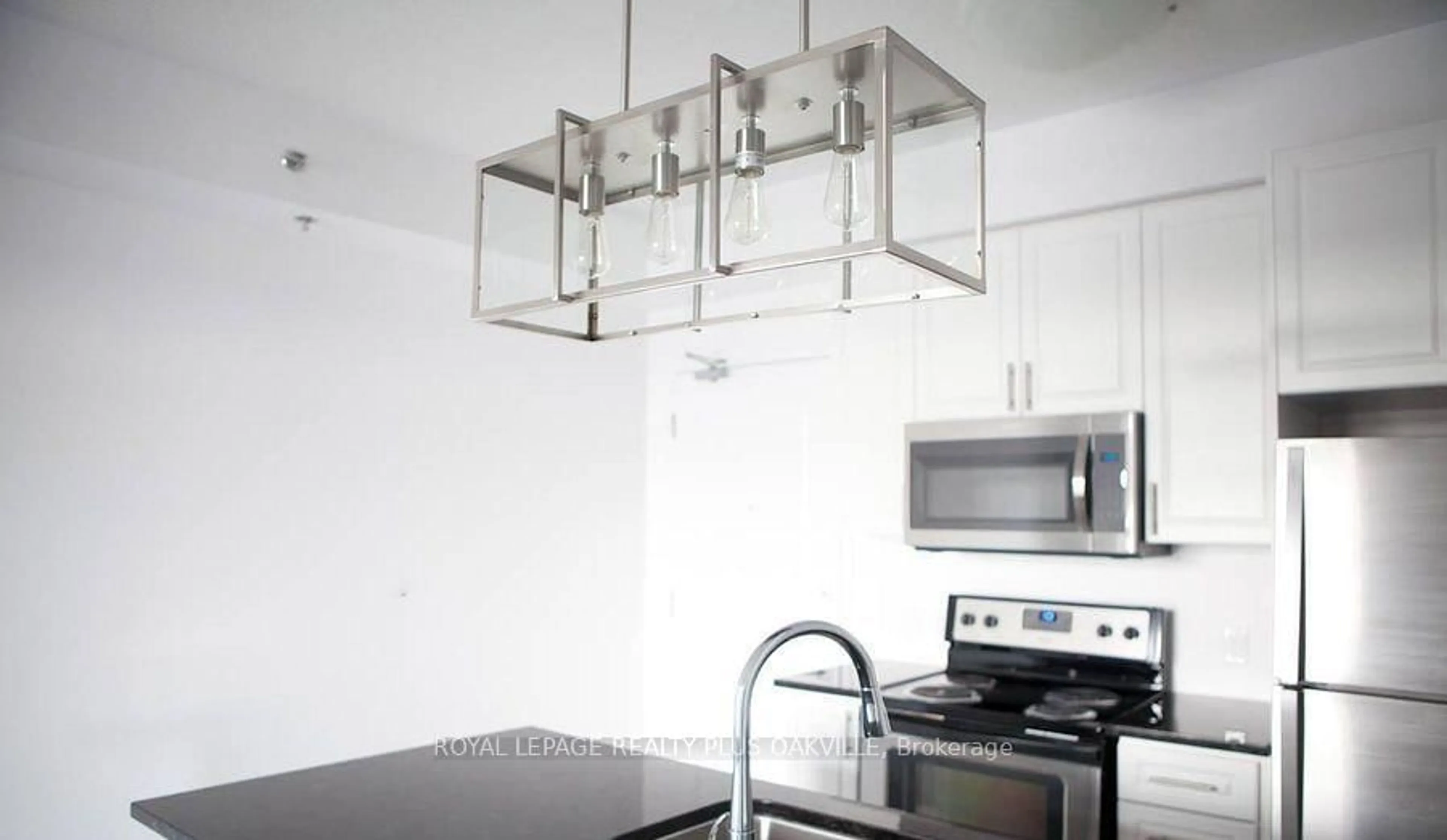 Standard kitchen, unknown for 2490 Old Bronte Rd #221, Oakville Ontario L6M 0Y5