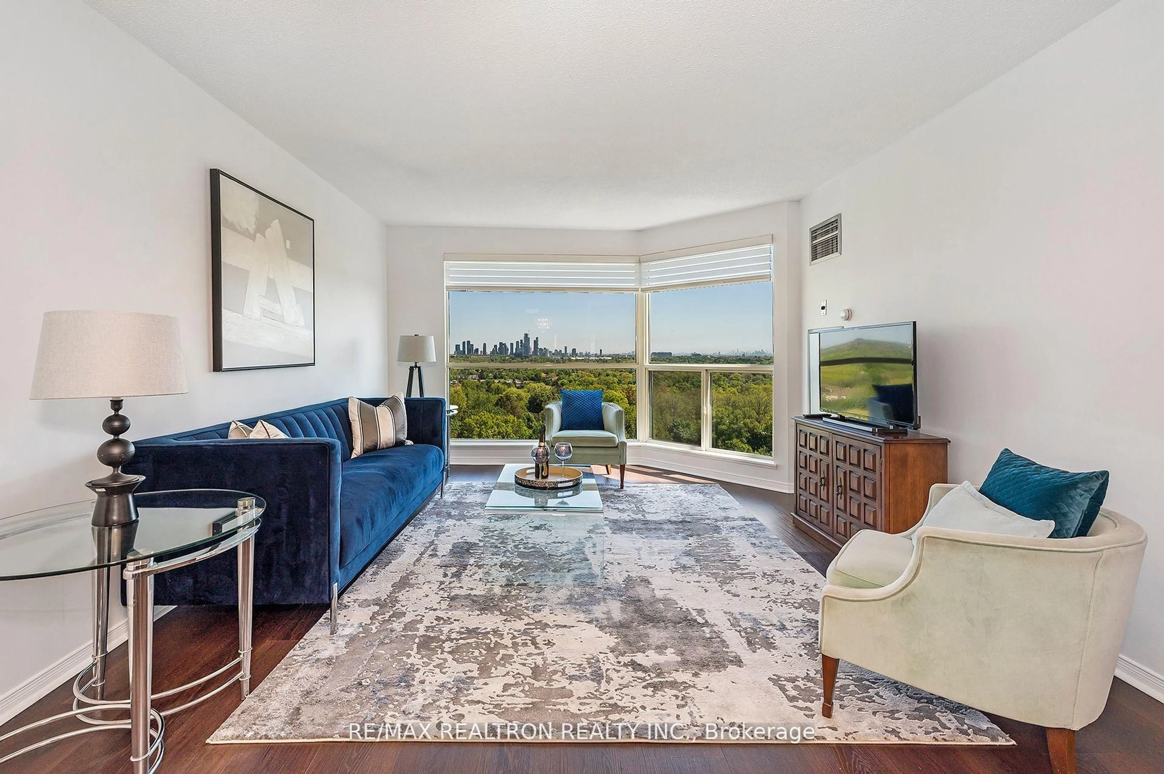 Living room with furniture, unknown for 2155 Burnhamthorpe Rd #1301, Mississauga Ontario L5L 5P4