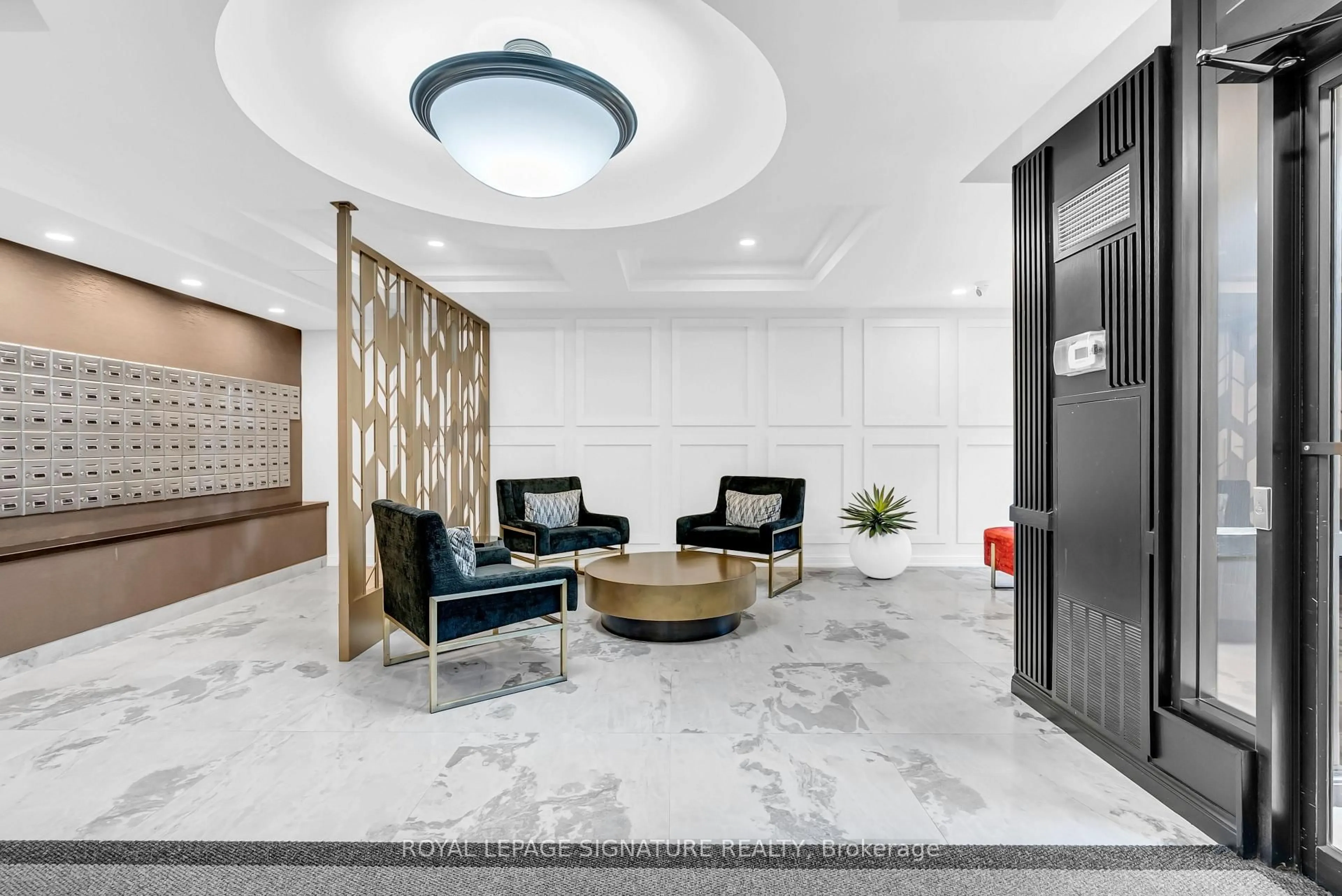 Lobby for 24 Southport St #155, Toronto Ontario M6S 4Z1