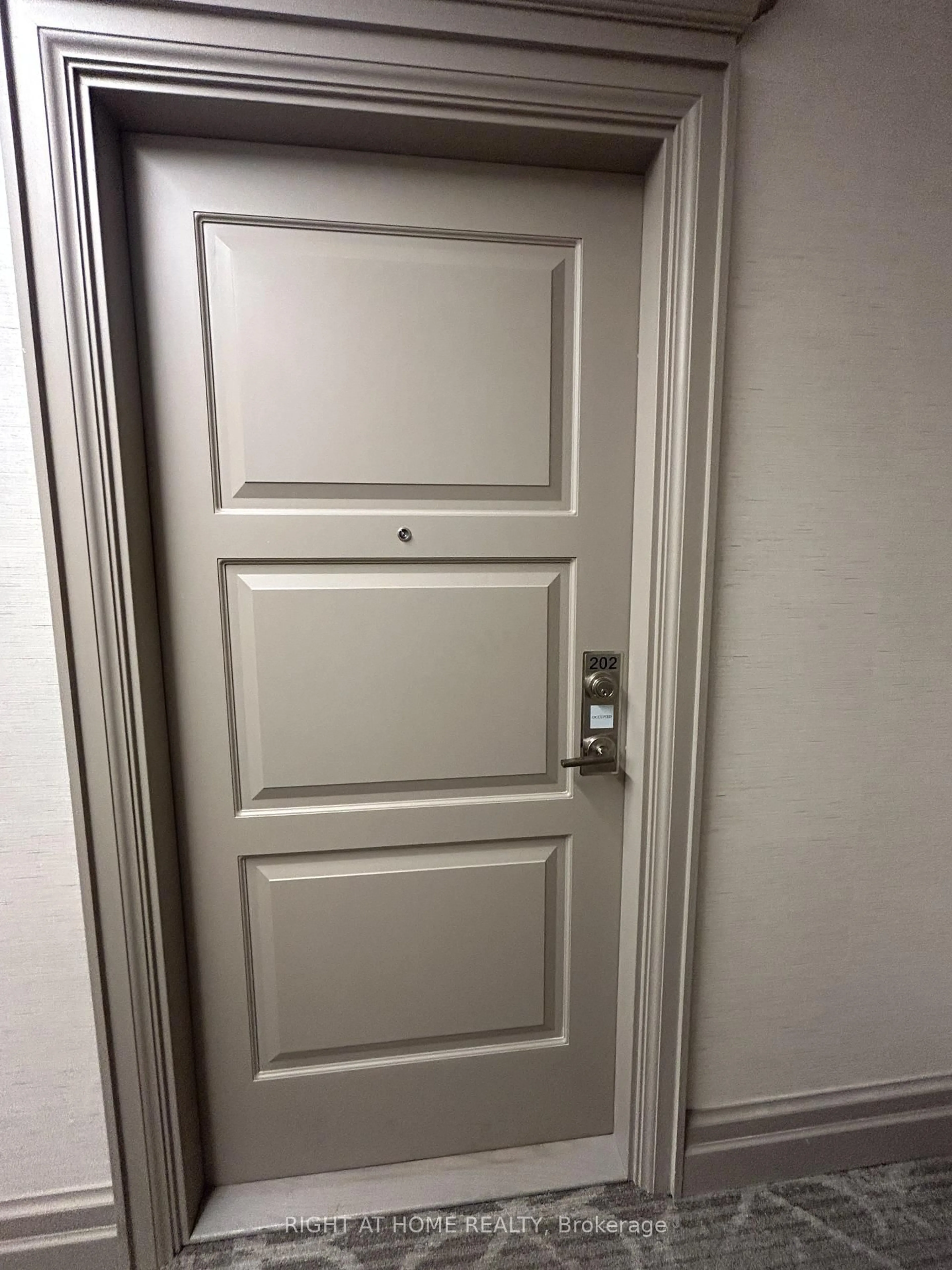 Unknown for 36 Elm Dr #202, Mississauga Ontario L5B 0N3