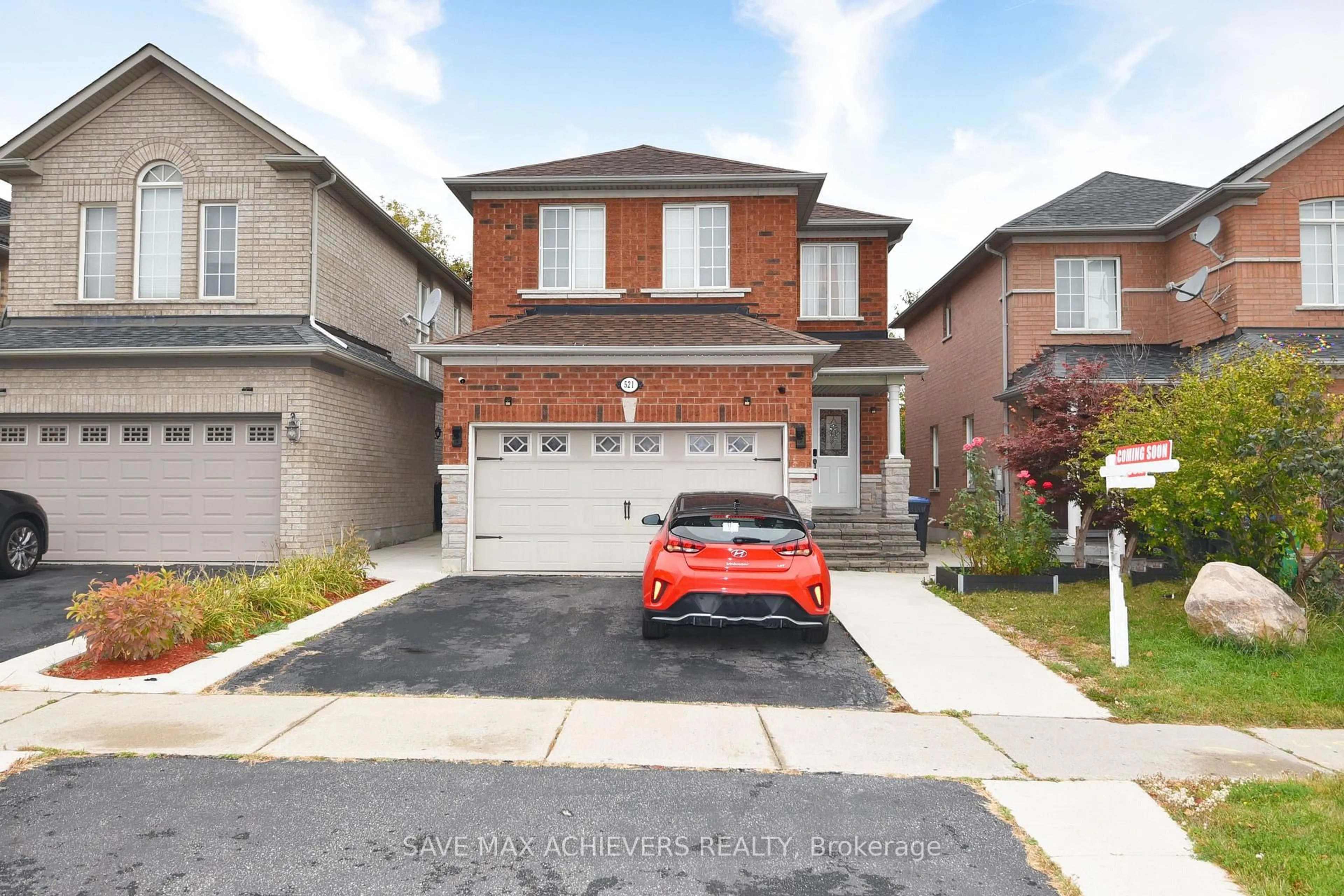 Home with brick exterior material, street for 521 Navigator Dr, Mississauga Ontario L5W 1P5