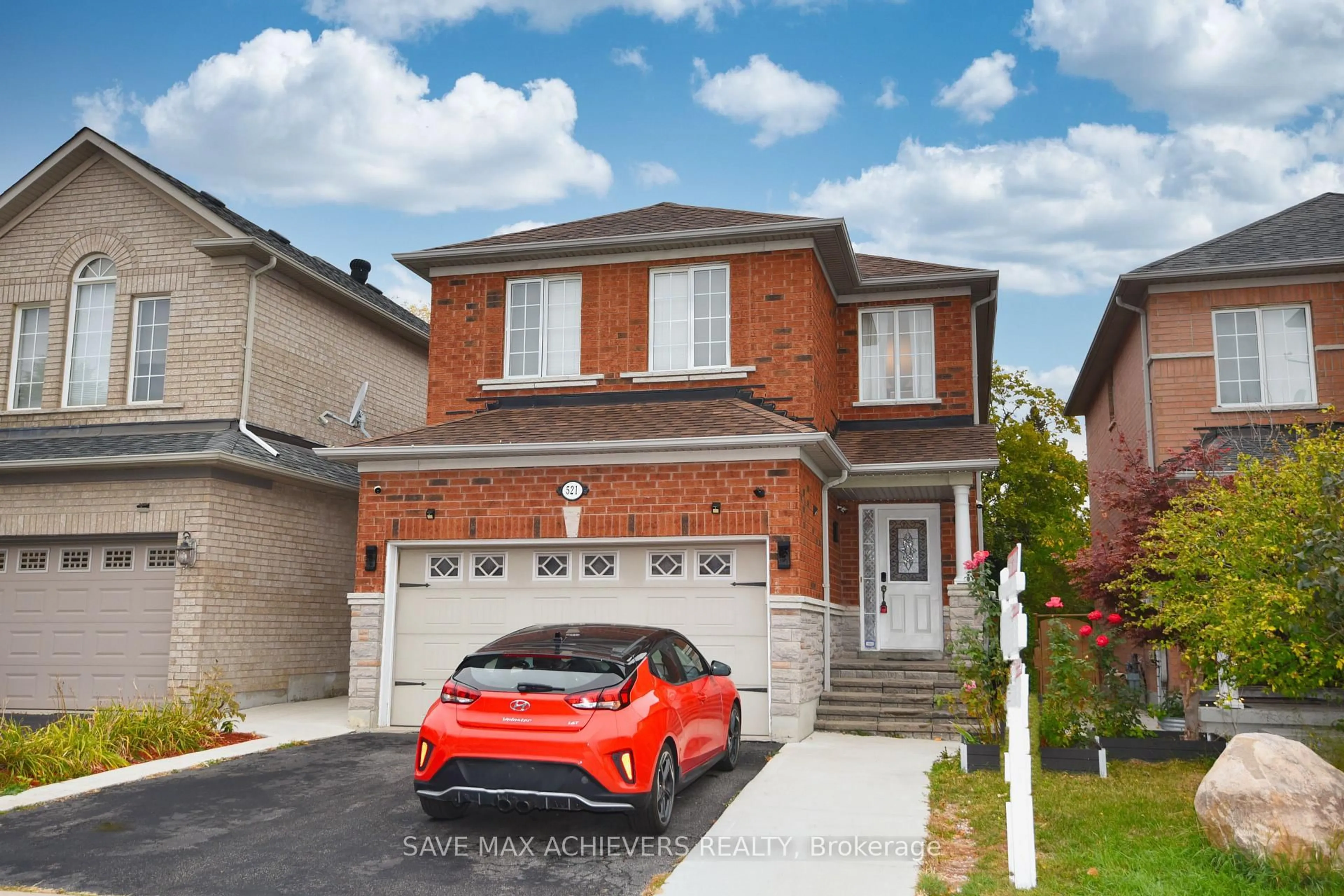 Home with brick exterior material, street for 521 Navigator Dr, Mississauga Ontario L5W 1P5