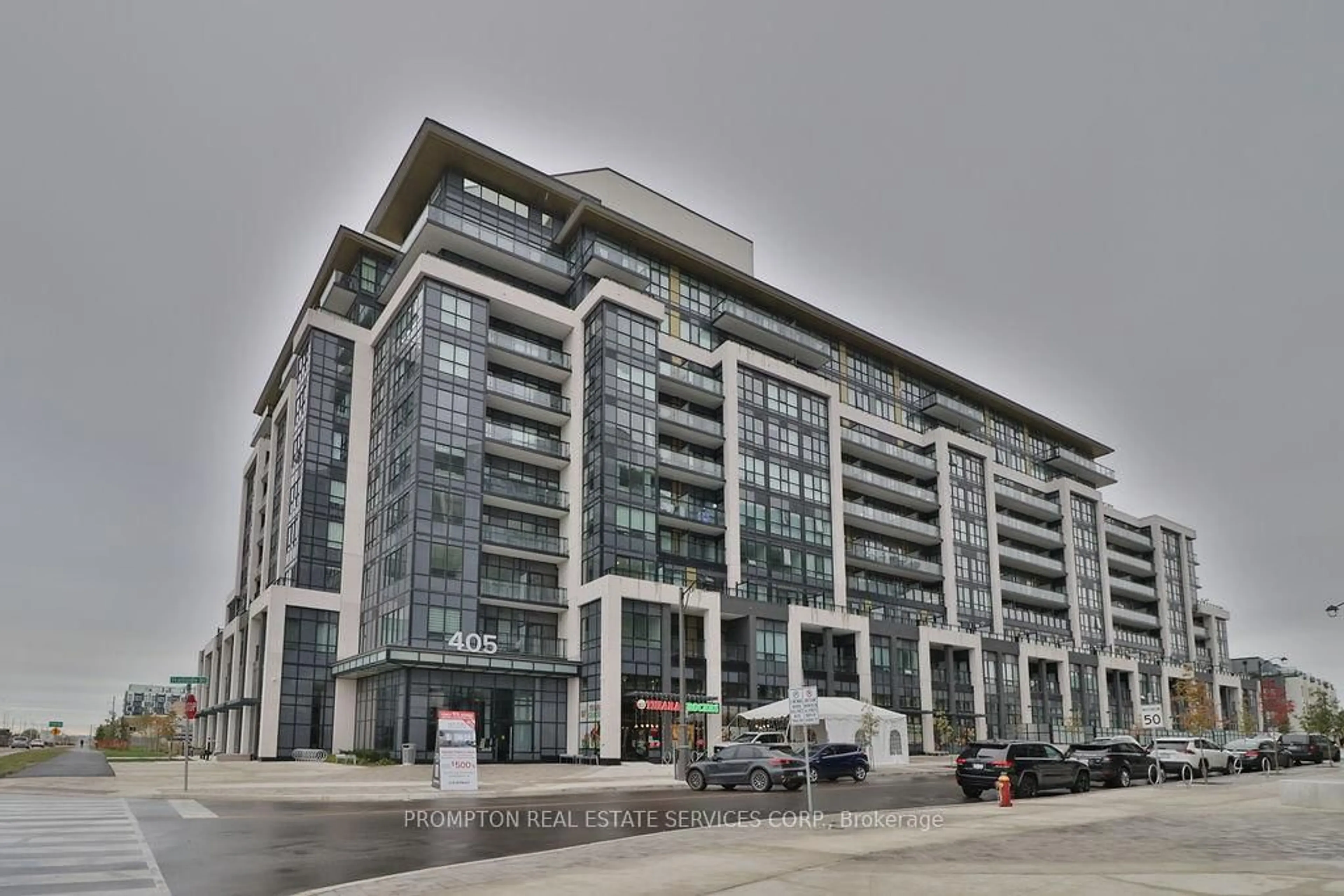 Indoor foyer for 405 Dundas St #715, Oakville Ontario L6M 5P9