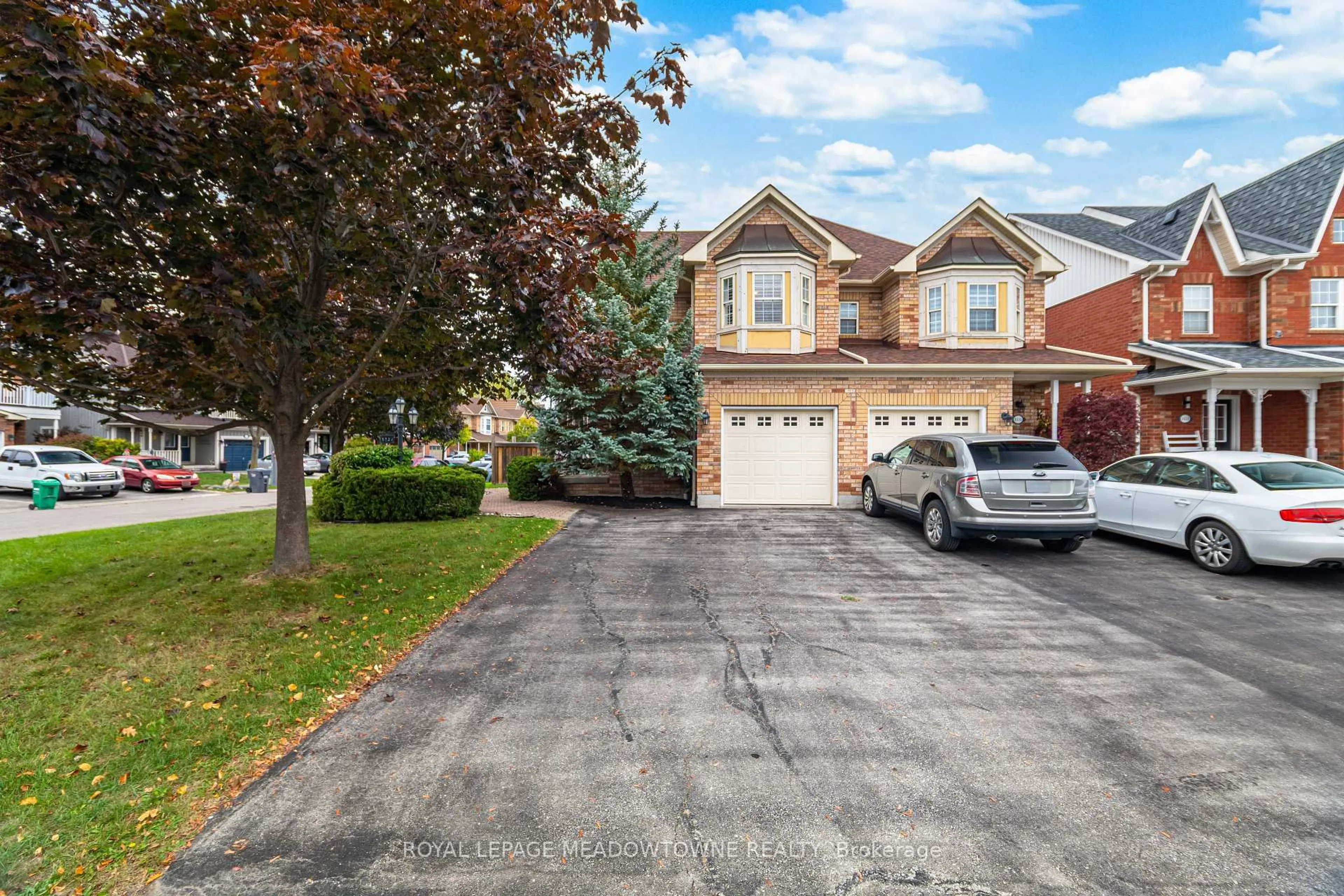 Unknown for 1137 Meadowgrove Crt, Mississauga Ontario L5W 1J1