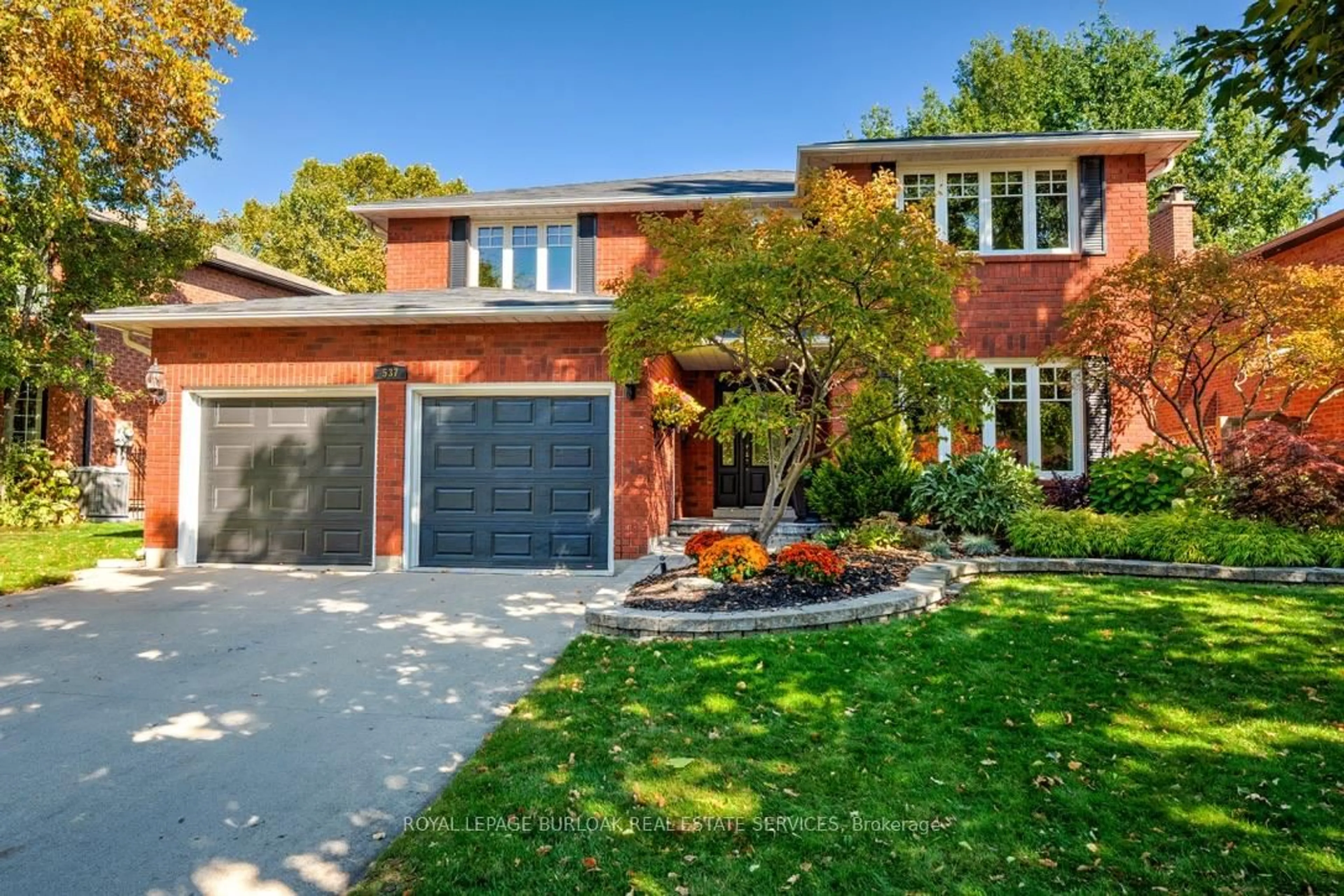 Home with brick exterior material, street for 537 Harmony Ave, Burlington Ontario L7N 3S5