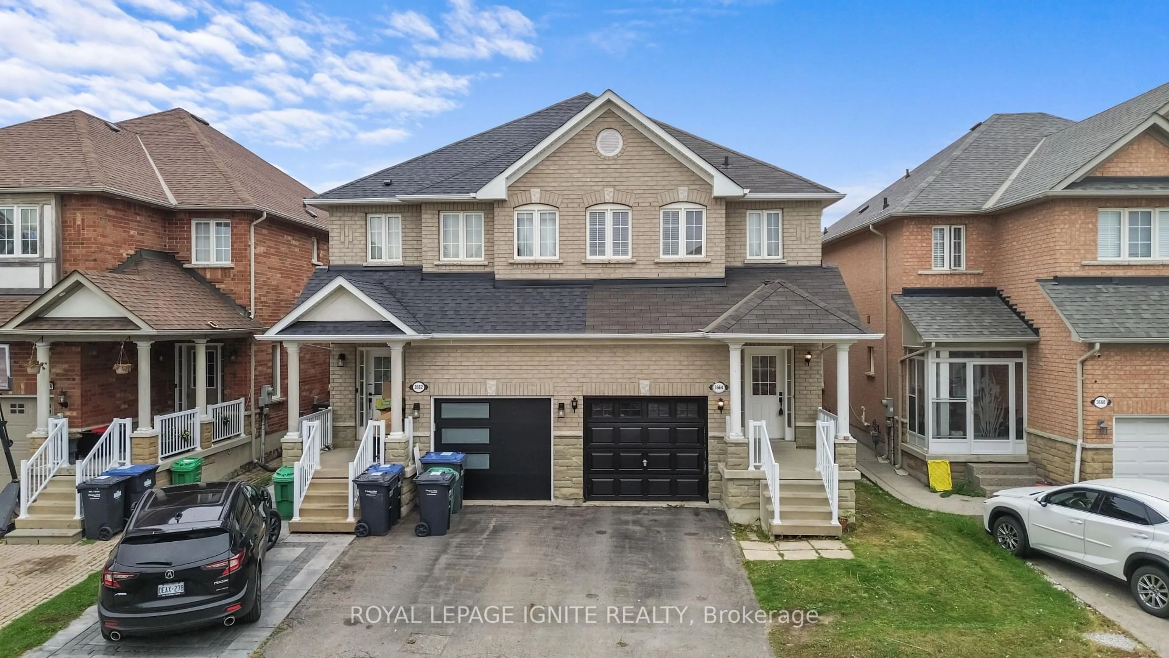 Home with brick exterior material, street for 3664 Bala Dr, Mississauga Ontario L5M 7N1