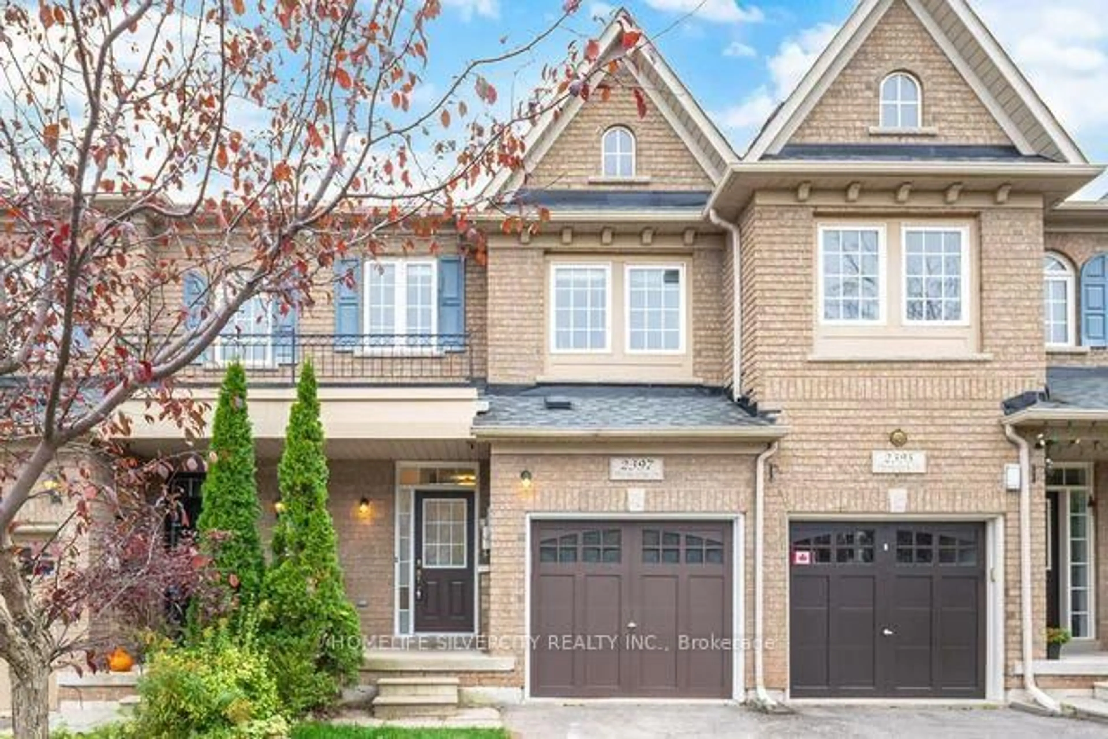 Home with brick exterior material, street for 2397 Whistling Springs Cres, Oakville Ontario L6M 0C3