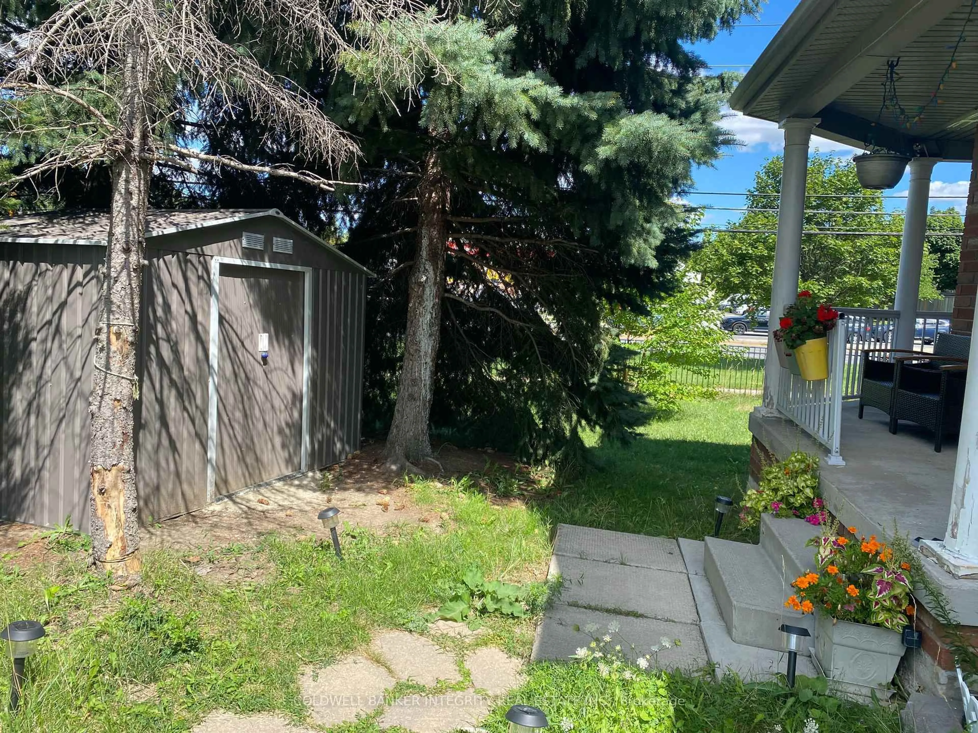 Patio, street for 5978 Winston Churchill Blvd, Mississauga Ontario L5M 6K2