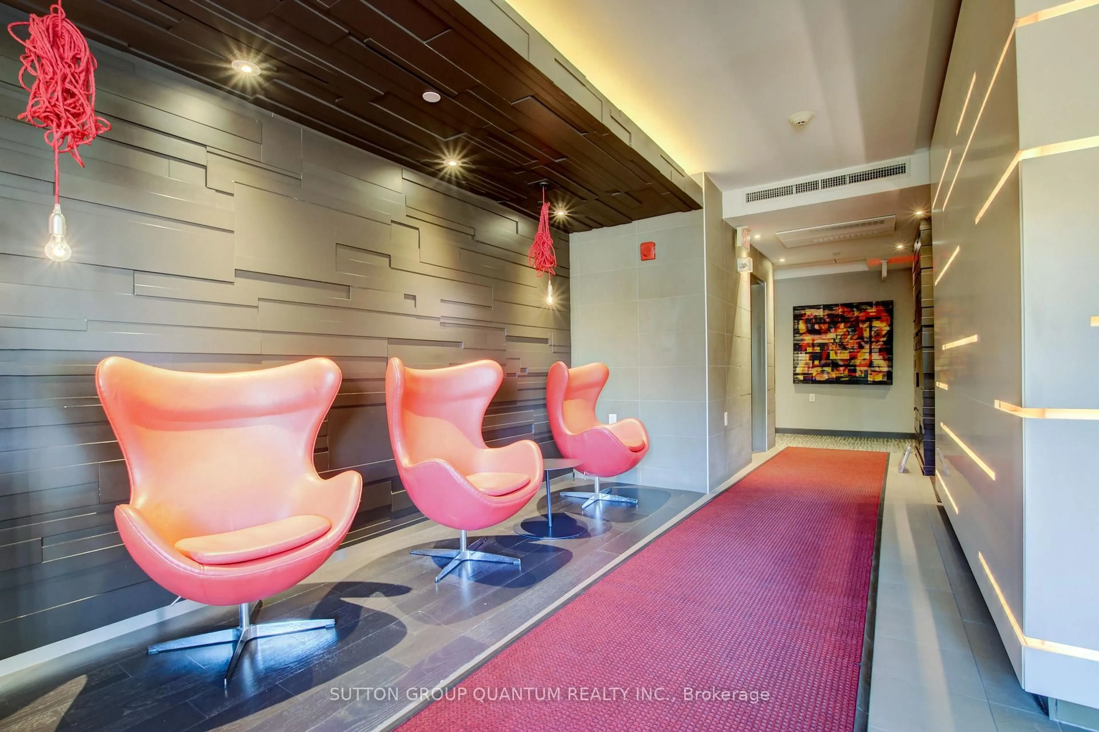 Lobby for 5035 Harvard Rd #115, Mississauga Ontario L5M 0W7