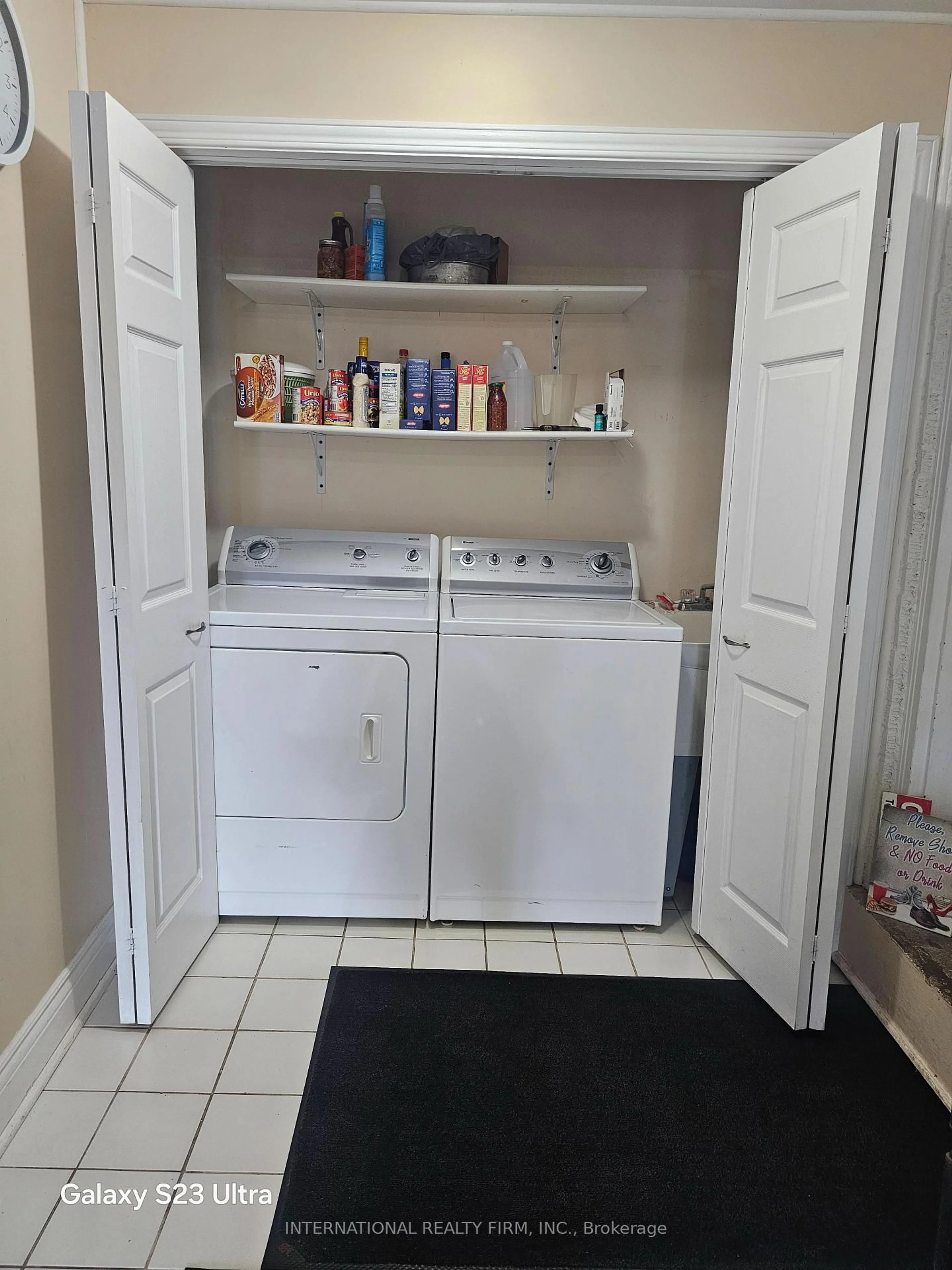 Laundry room for 3602 Dunrankin Dr, Mississauga Ontario L4T 1V9