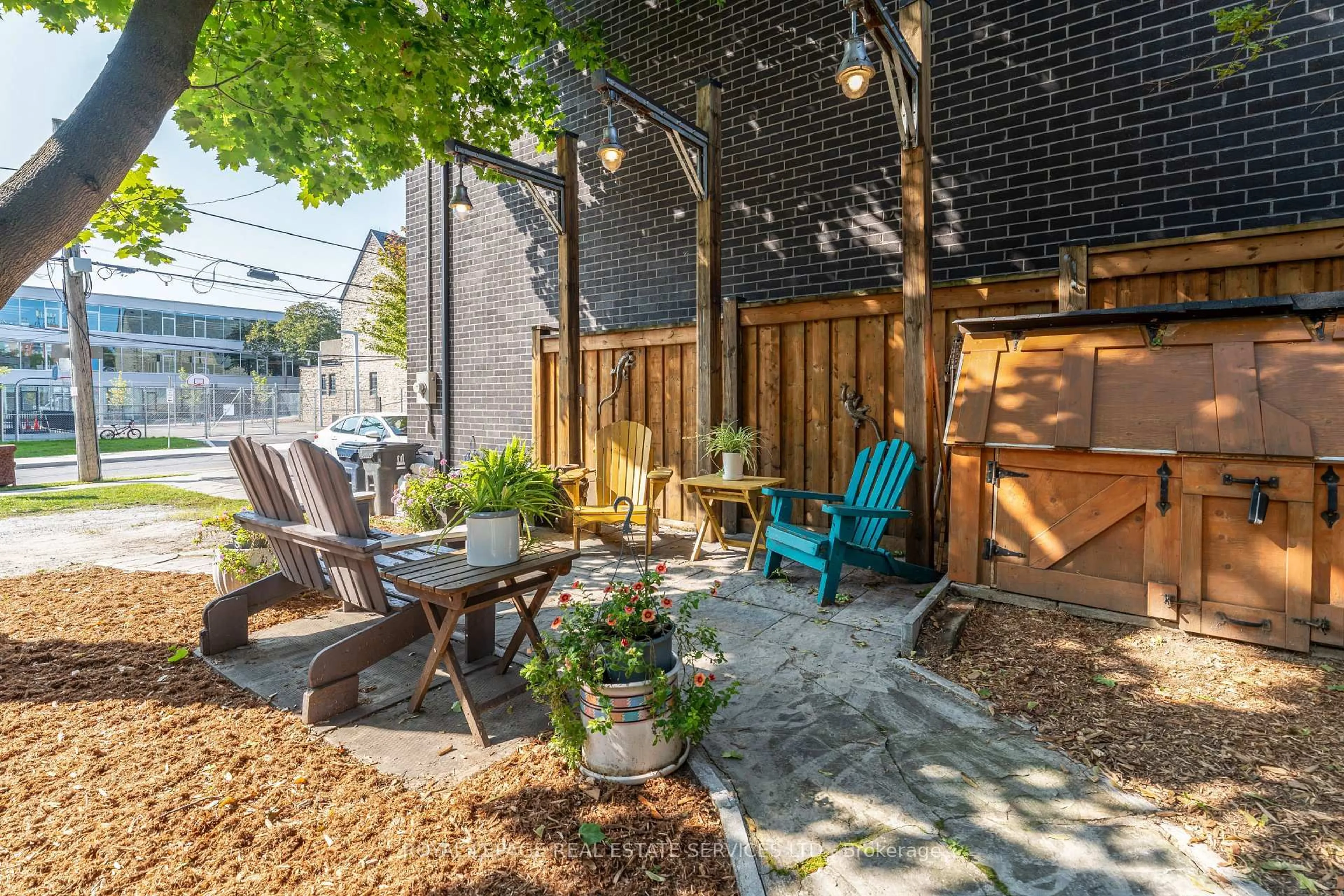 Patio, street for 150 Stanley Ave, Toronto Ontario M8V 1N9