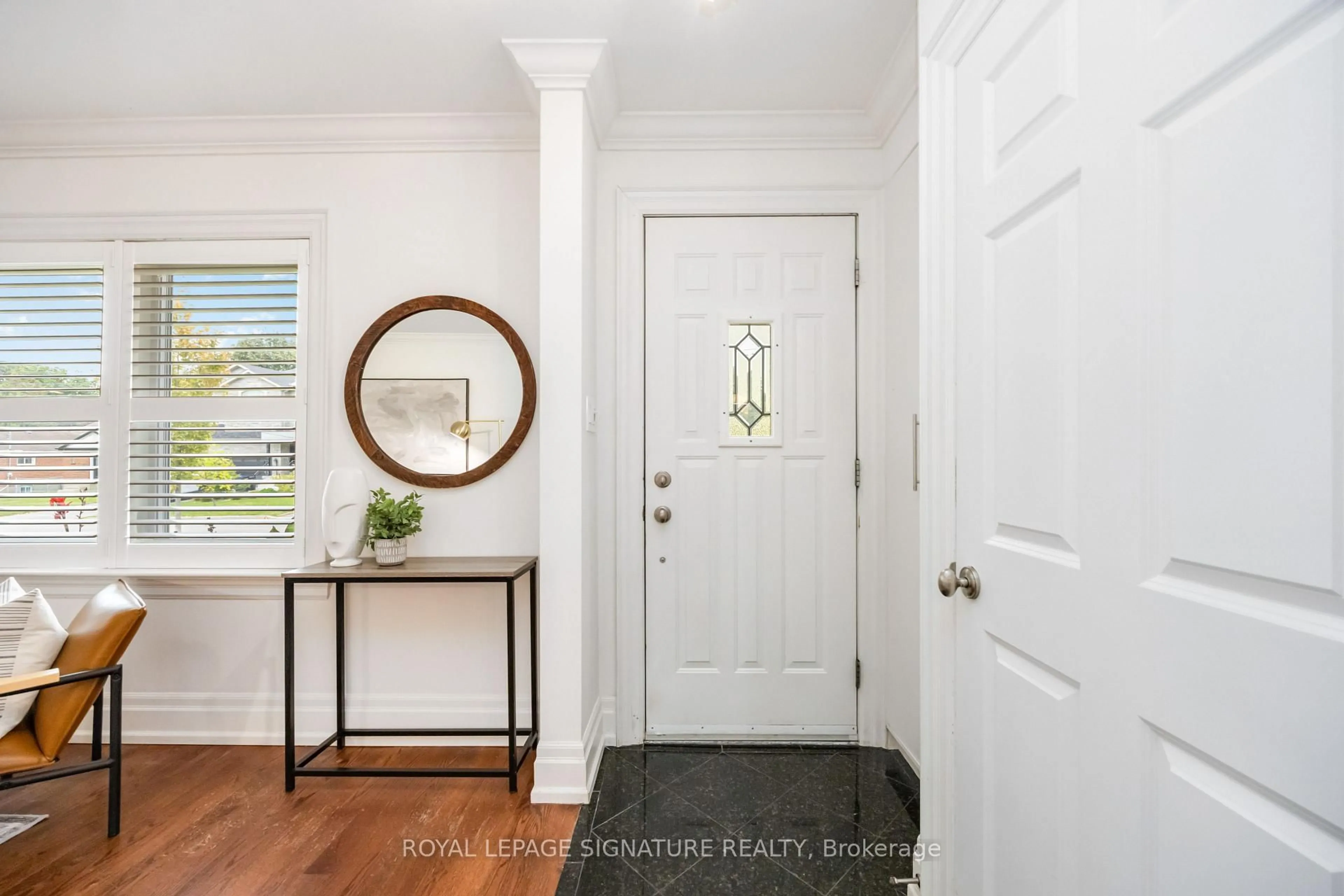 Indoor entryway for 49 Westhead Rd, Toronto Ontario M8W 4S2