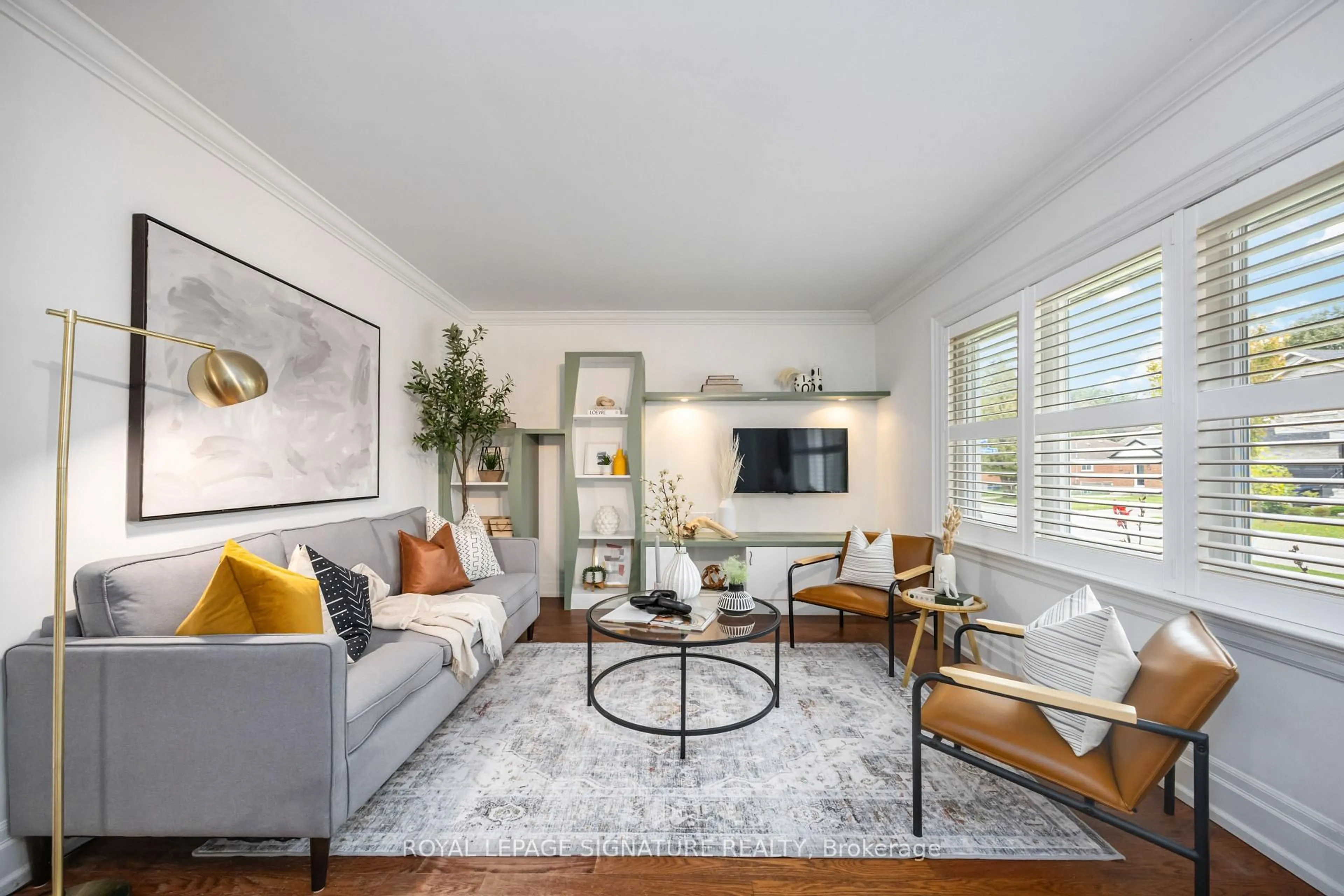 Living room with furniture, unknown for 49 Westhead Rd, Toronto Ontario M8W 4S2
