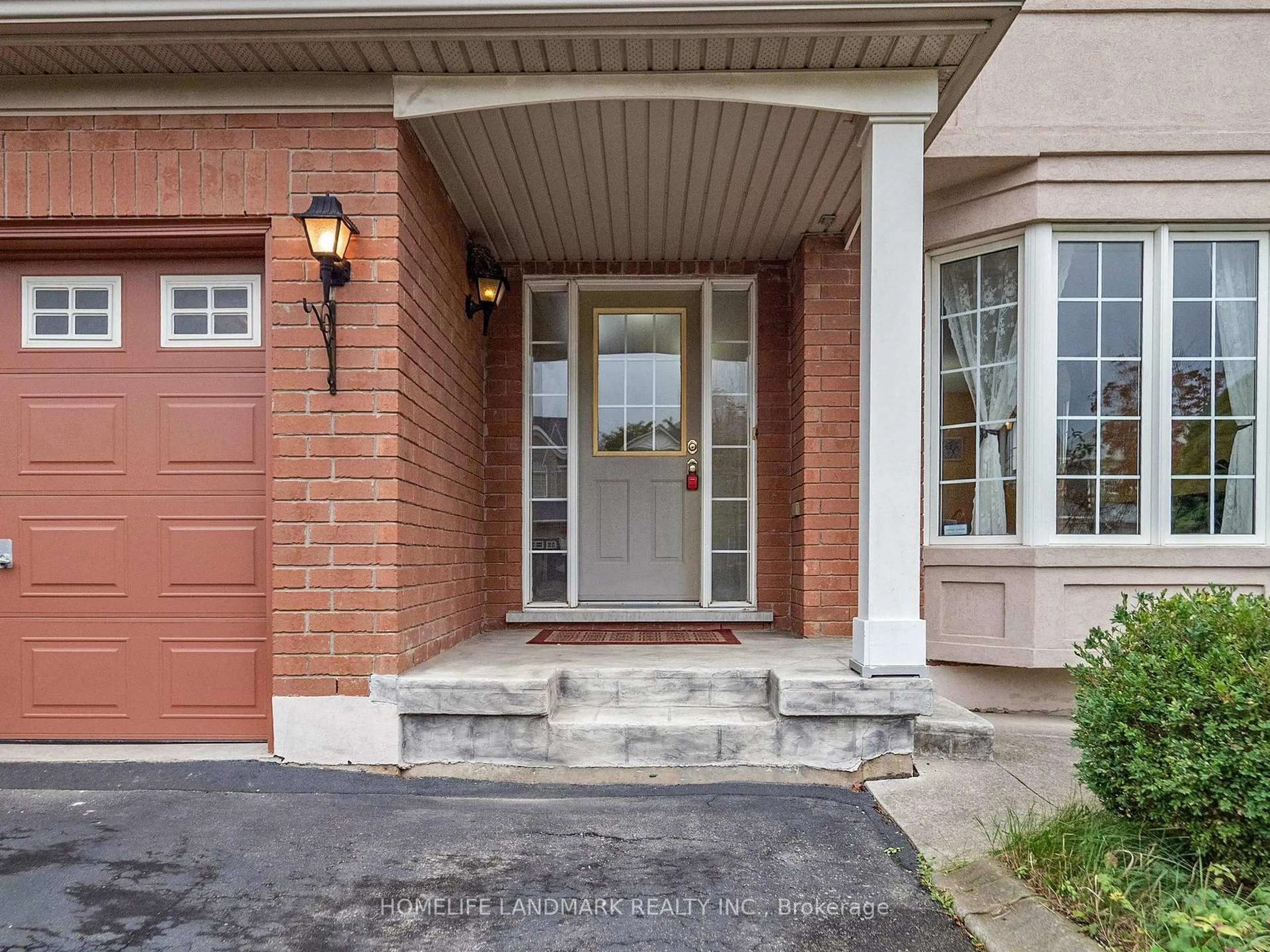 Home with brick exterior material, street for 5919 Osprey Blvd, Mississauga Ontario L5N 8J7
