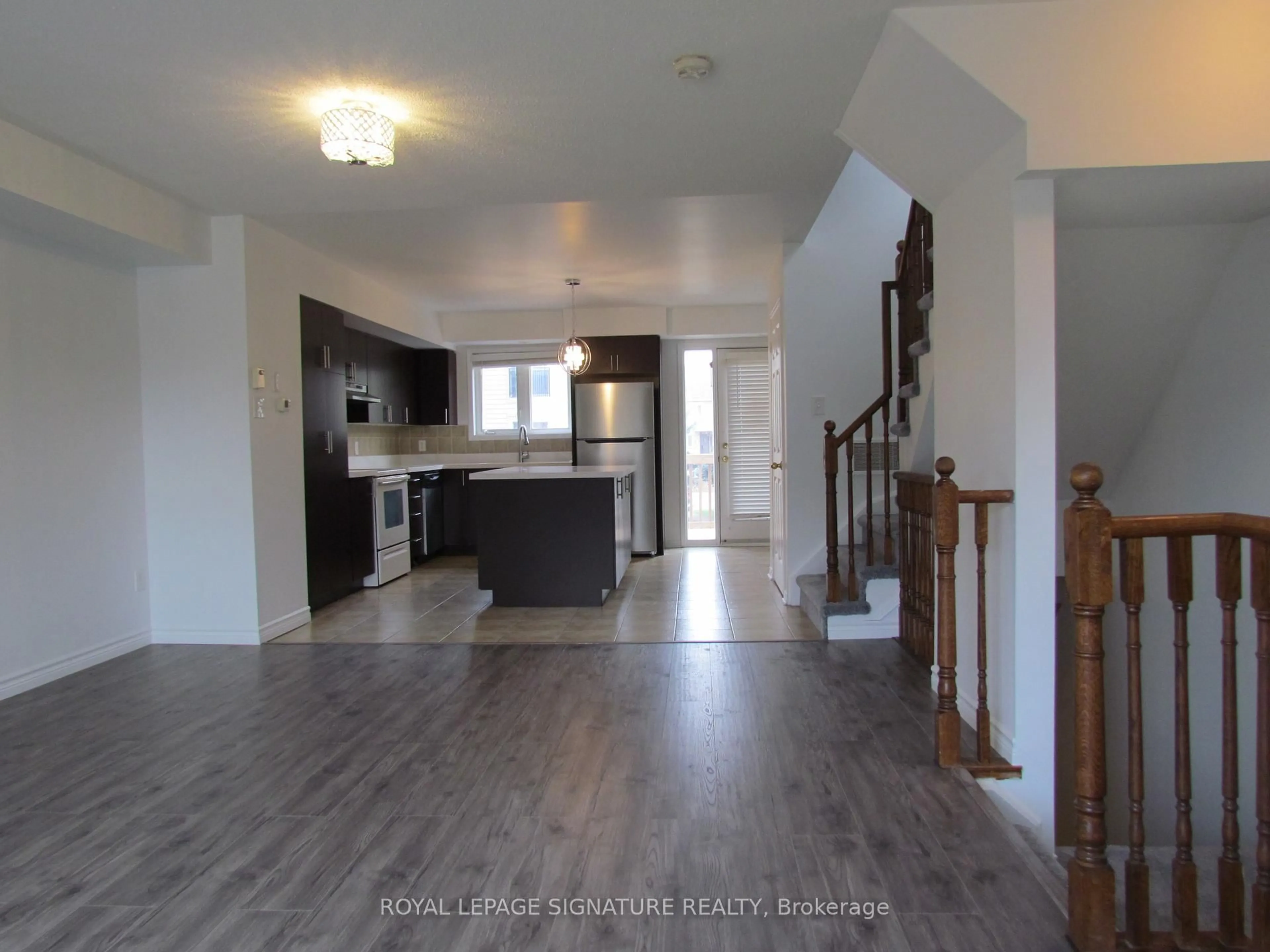 Open concept kitchen, unknown for 3056 Eglinton Ave #69, Mississauga Ontario L5M 8E4