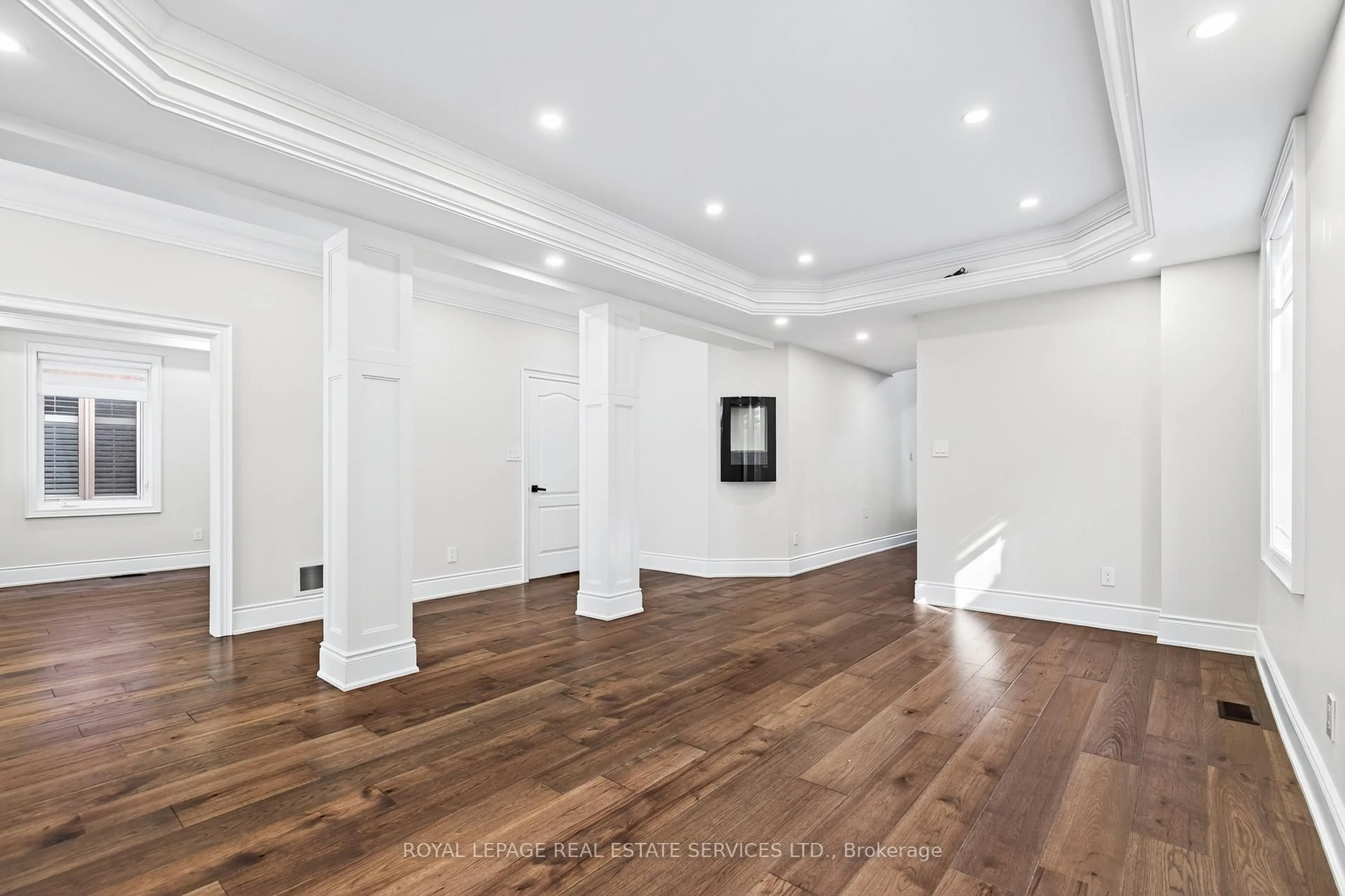 Unknown for 2240 PINE GLEN Rd, Oakville Ontario L6M 0G5