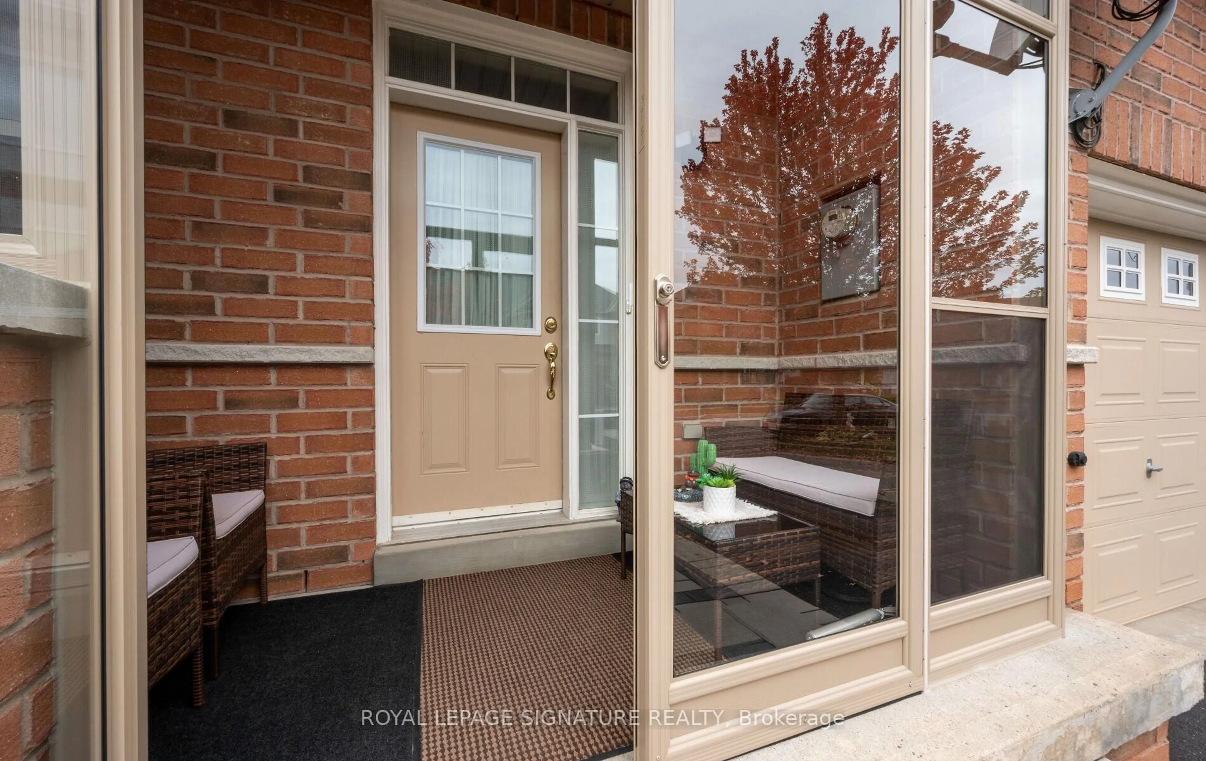 Unknown for 364 Hobbs Cres, Milton Ontario L9T 0J2