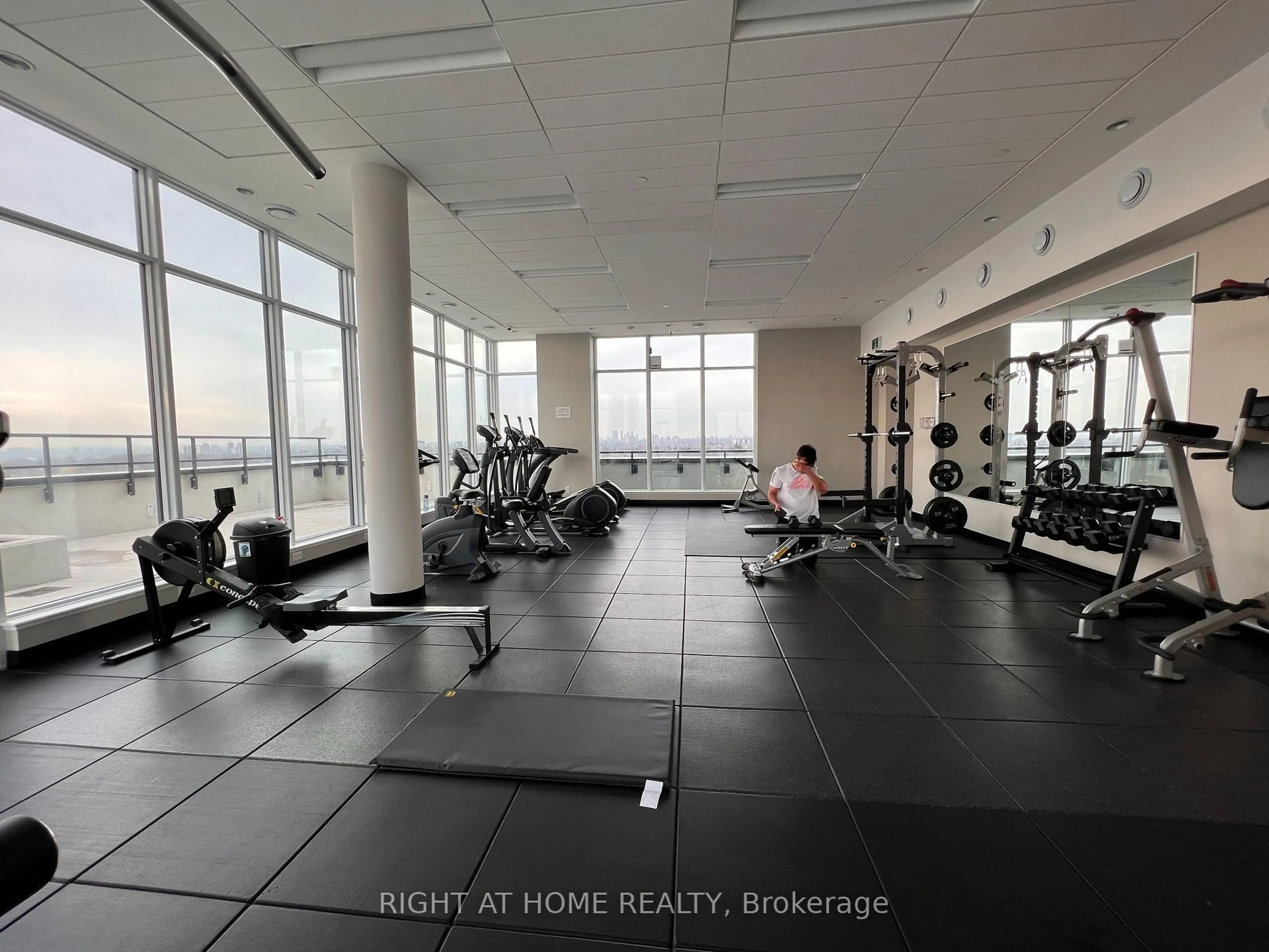 Gym or fitness room for 2800 Keele St #319, Toronto Ontario M3M 0B8