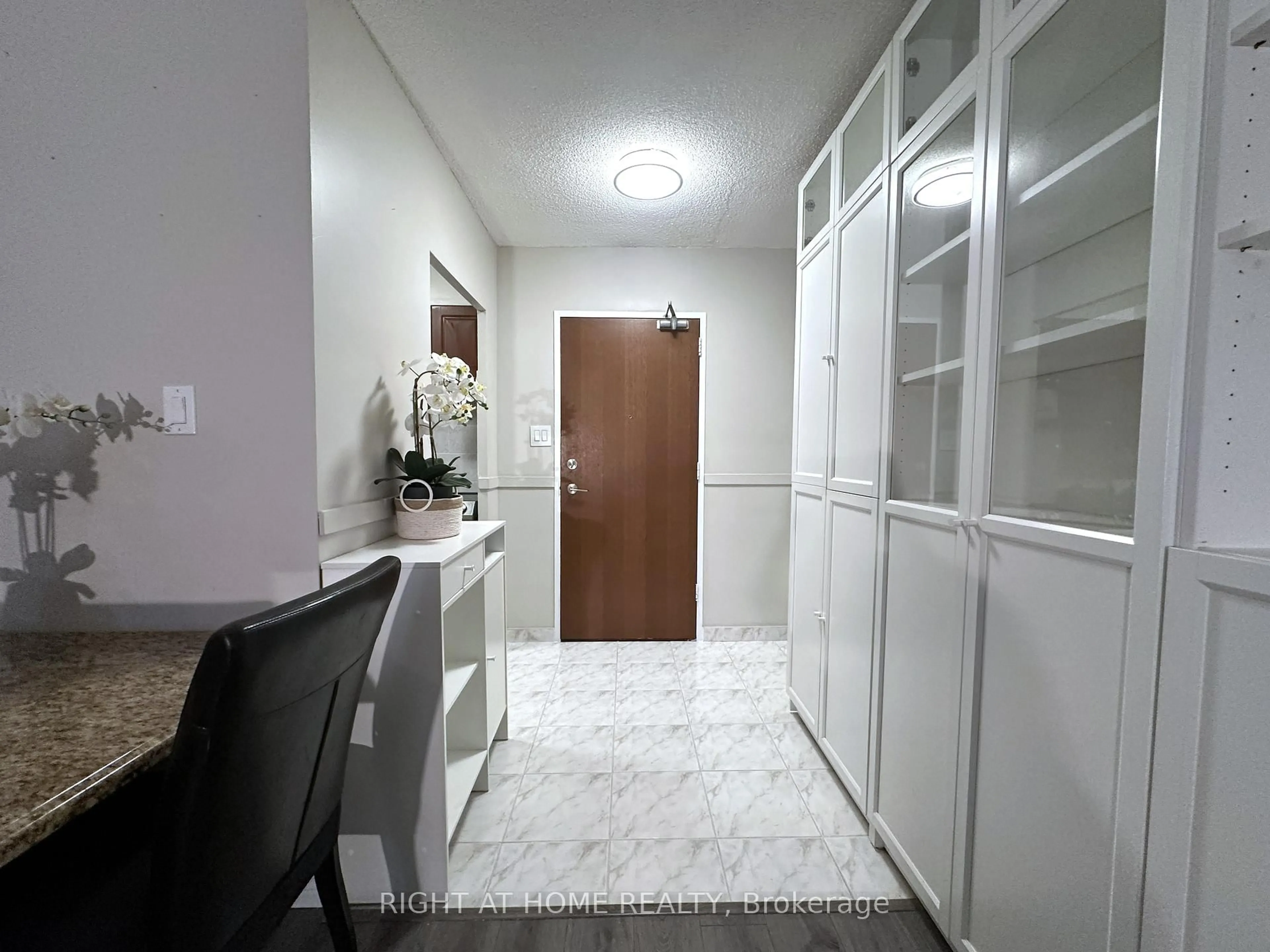 Indoor foyer for 714 The West Mall #1902, Toronto Ontario M9C 4X1